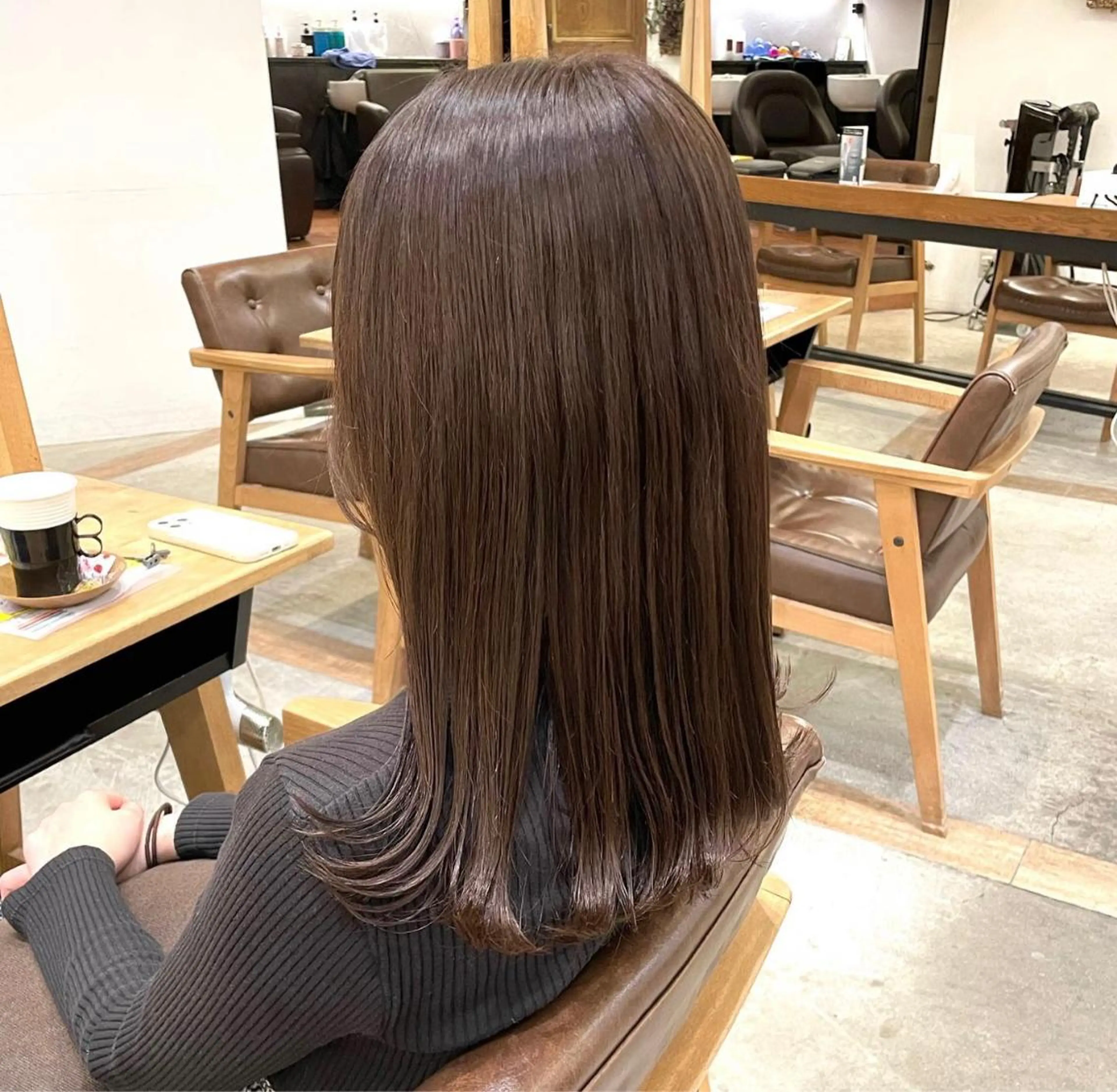 カラー ベージュカラー 透明感カラー オレンジ OAK 学芸大学所属・秋葉萌　透明感カラー /レイヤー/ボブ♡のヘアスタイル