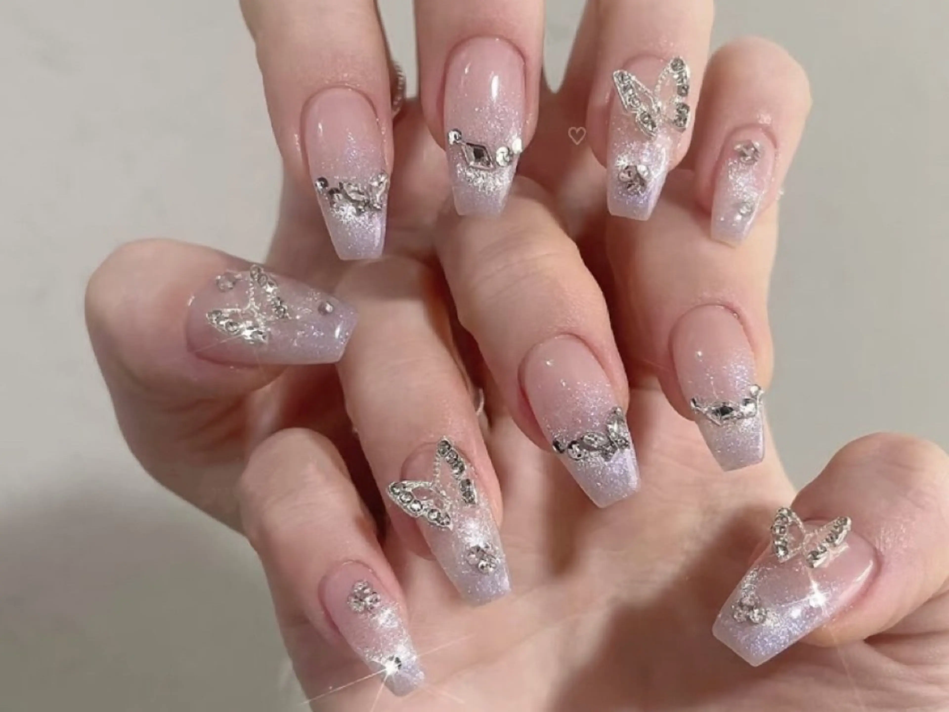 ネイル チークネイル フットネイル フレンチネイル ジェルネイル ガーリー ハンドネイル Liora ネイルサロン所属・Liora nail salonのネイルデザイン