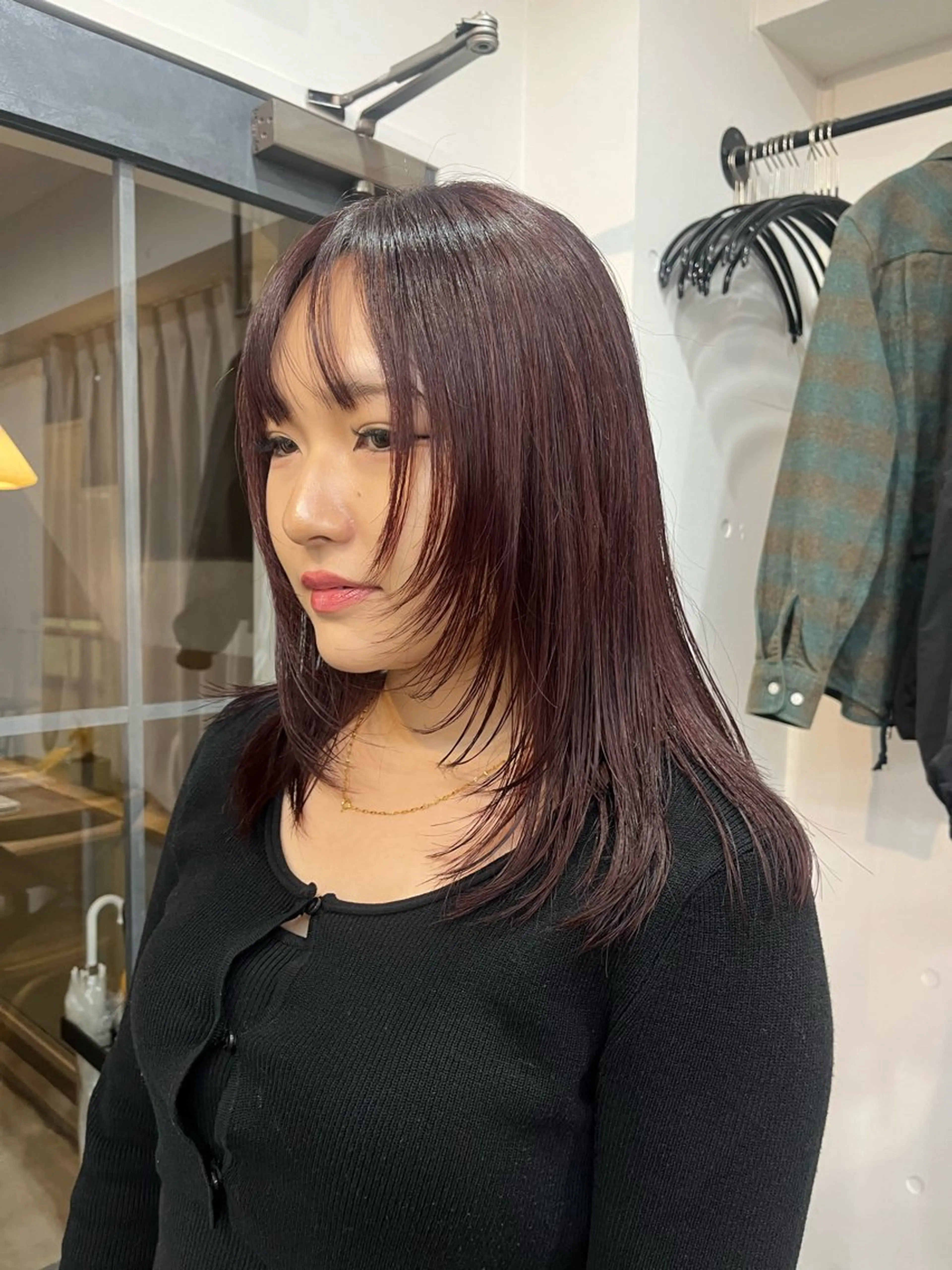 ミディアム 竹内 菜々子のヘアスタイル