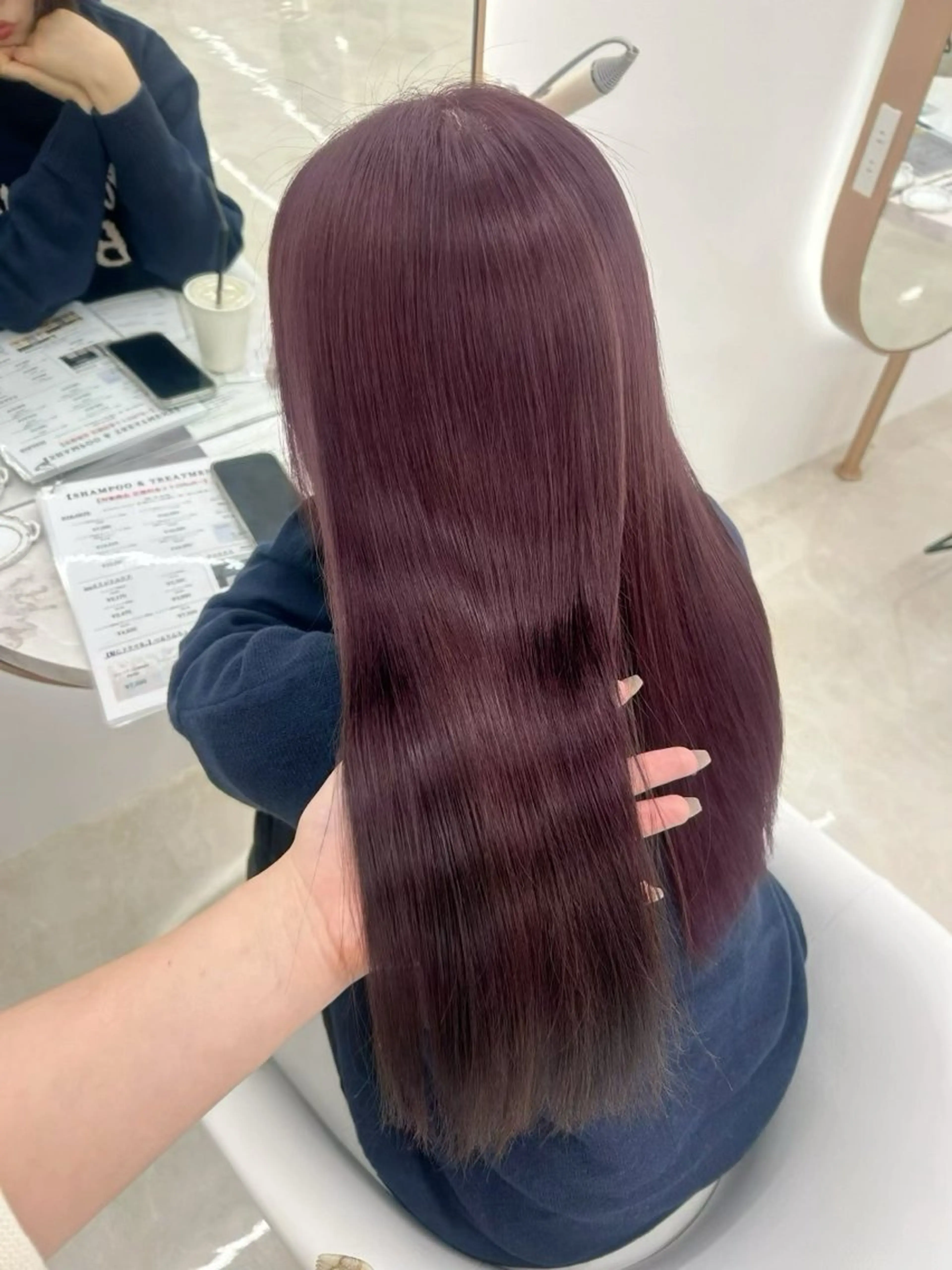 ロング カット ヘアカラー トリートメント shu ラベンダー/ピンクのヘアスタイル