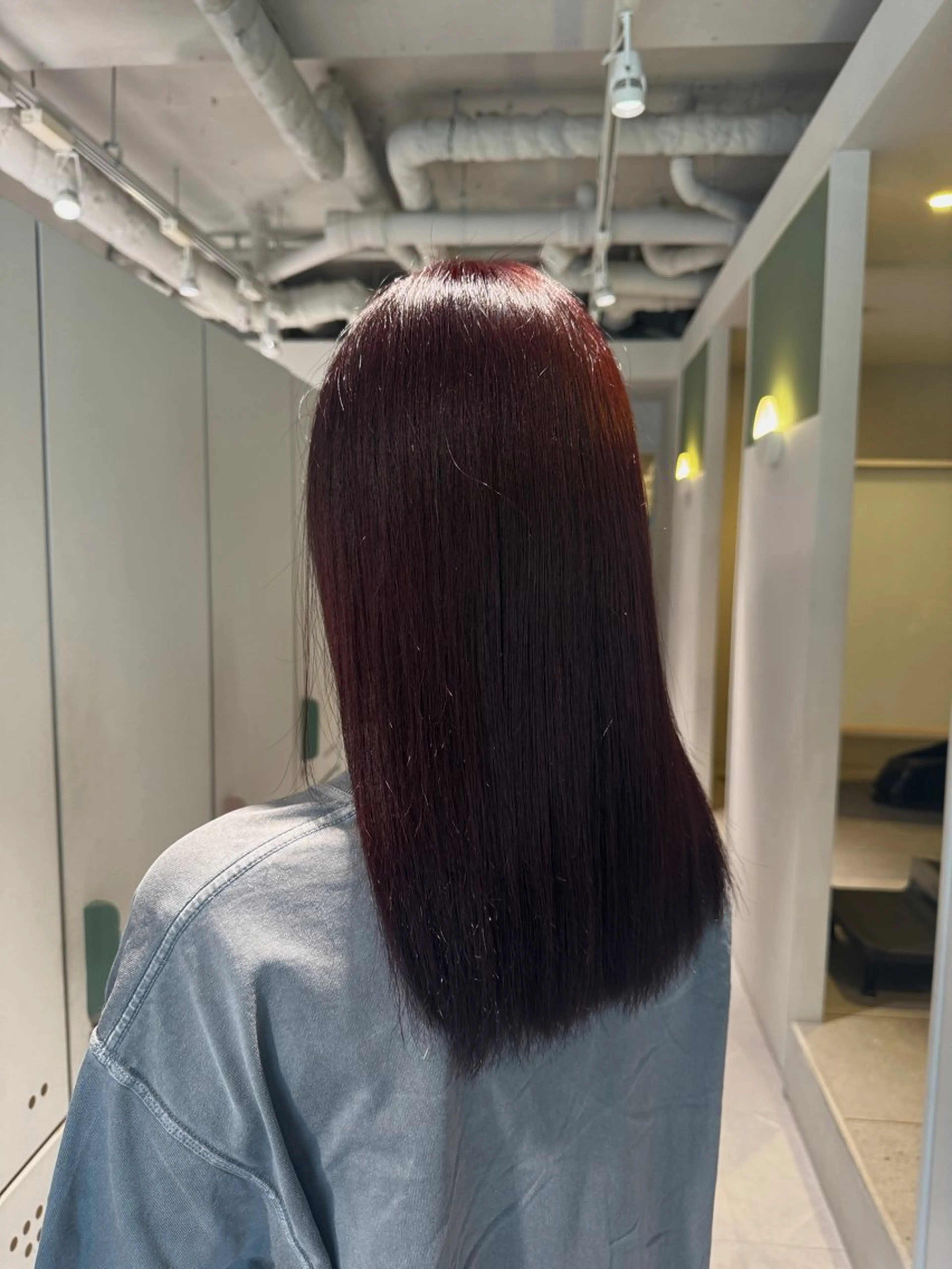 ミディアム カラー バレイヤージュ レイヤーカット momb所属・榊原 ゆらのヘアスタイル