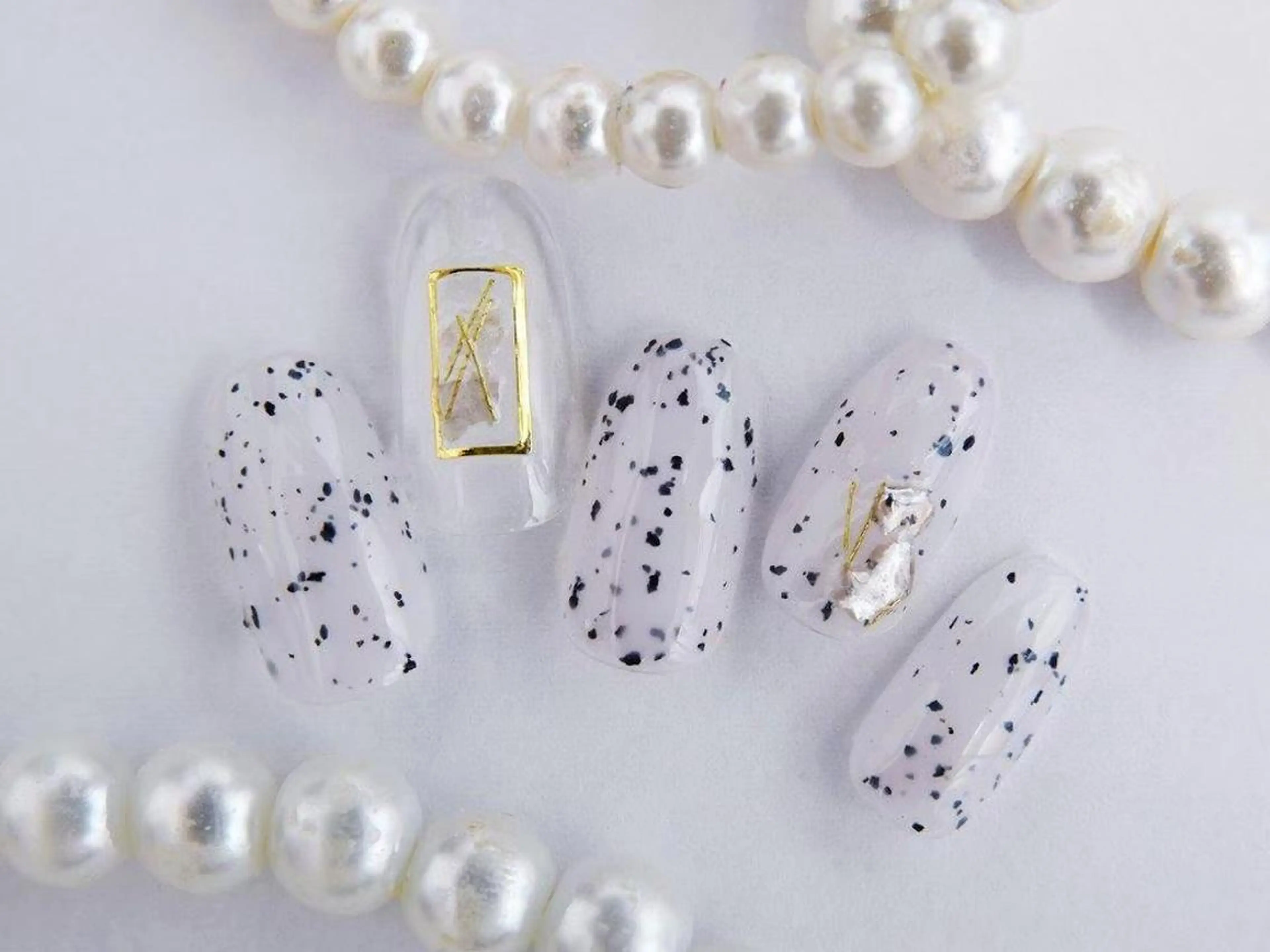 ネイル Tiary Nail Fのネイルデザイン