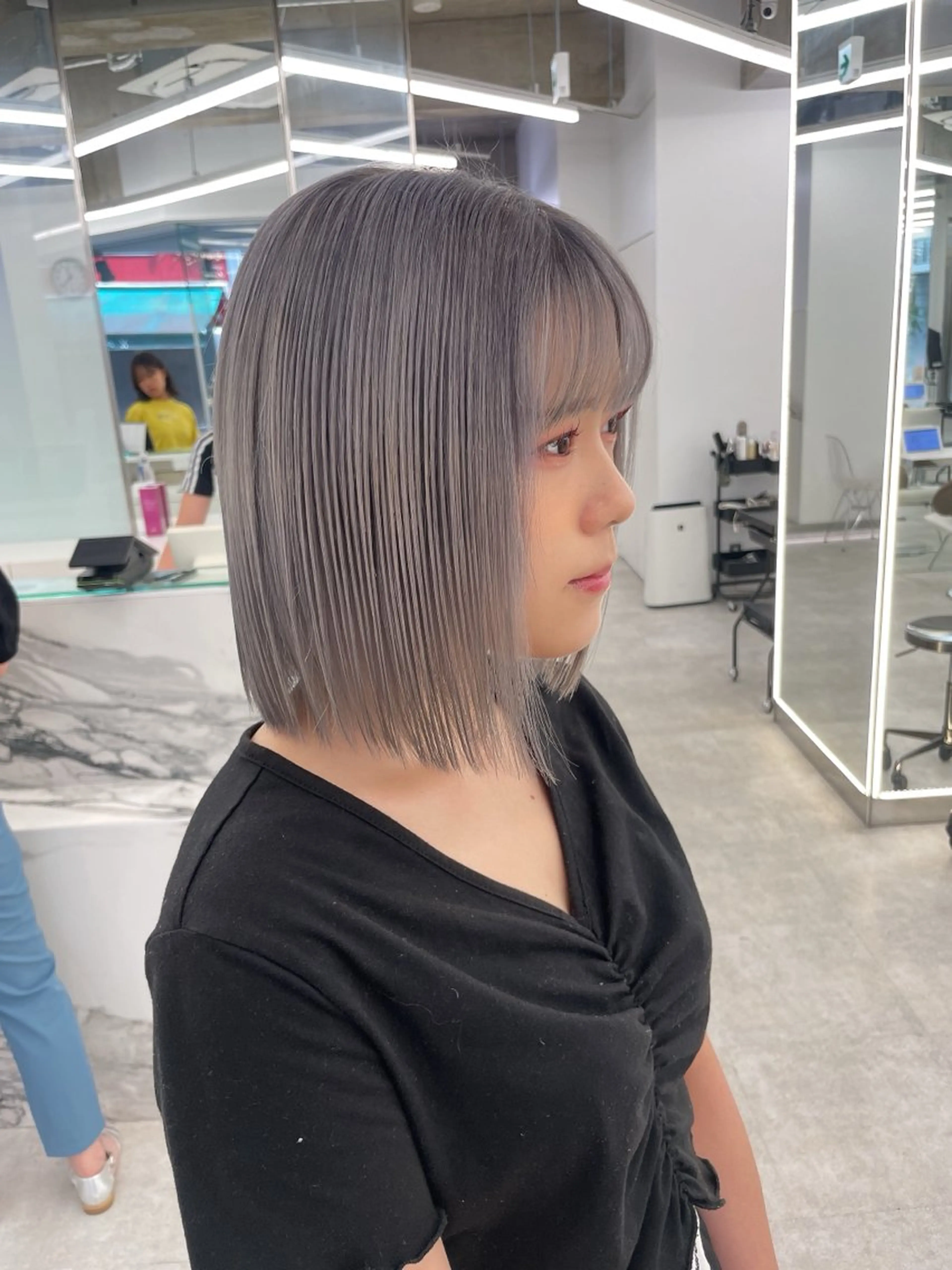 ミディアム カラー ヘアカラー トリートメント 【Sweep】おじま のぞみのヘアスタイル