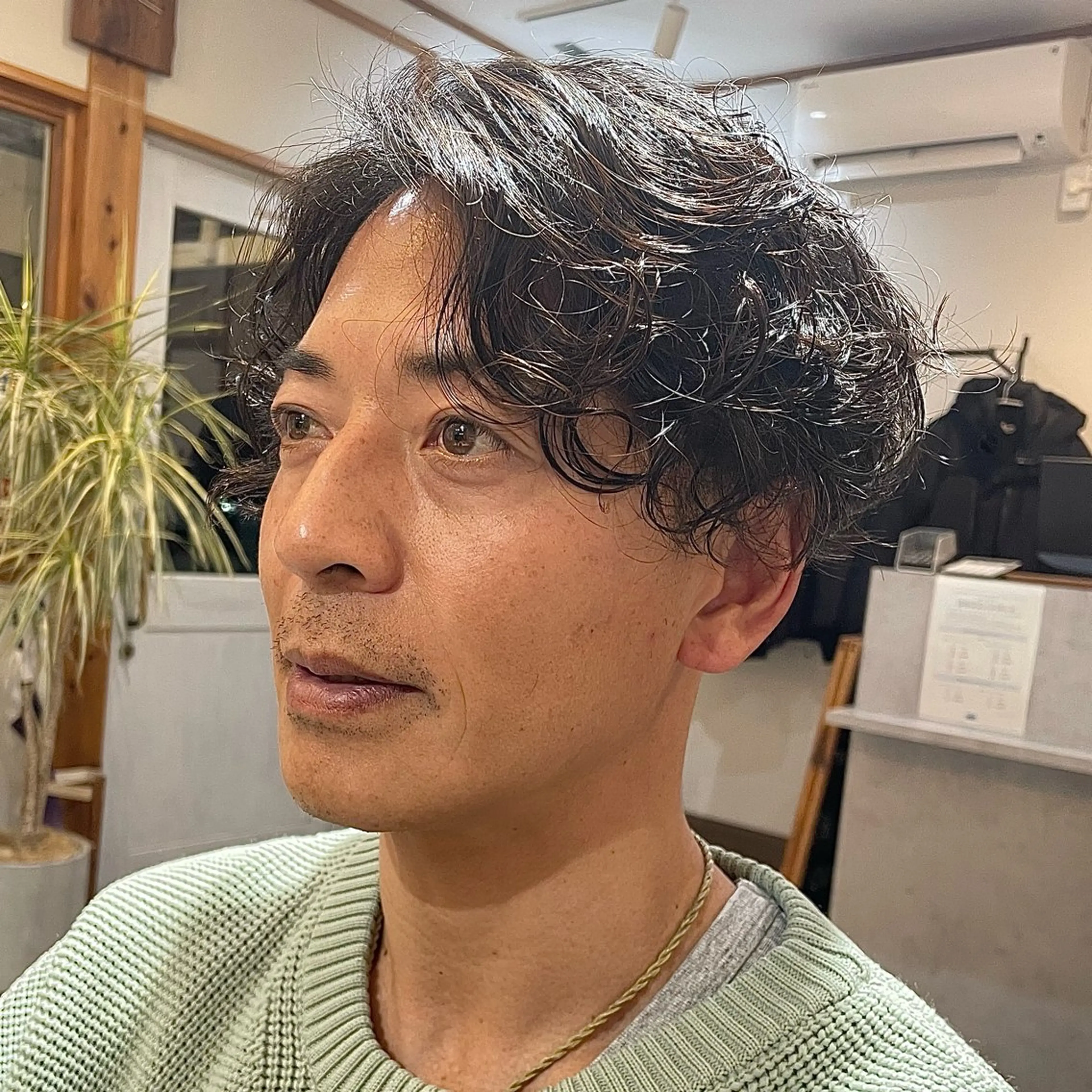 パーマ メンズ センターパート メンズパーマ FRANK所属・こいけ みきののヘアスタイル