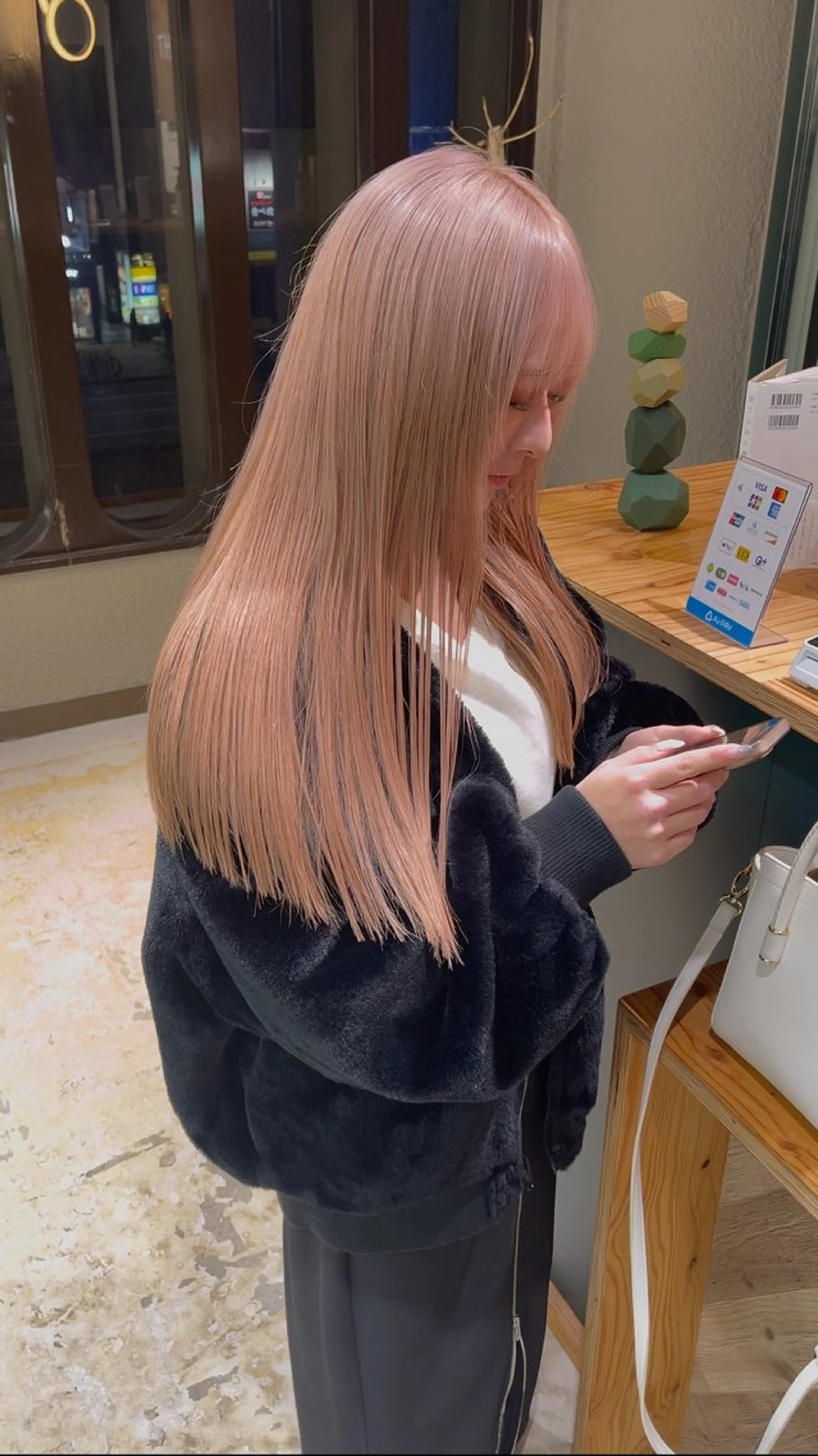 ミディアム ヘアカラー トリートメント 💖難波艶ハイトーン 髪質改善💖ケンシンのヘアスタイル