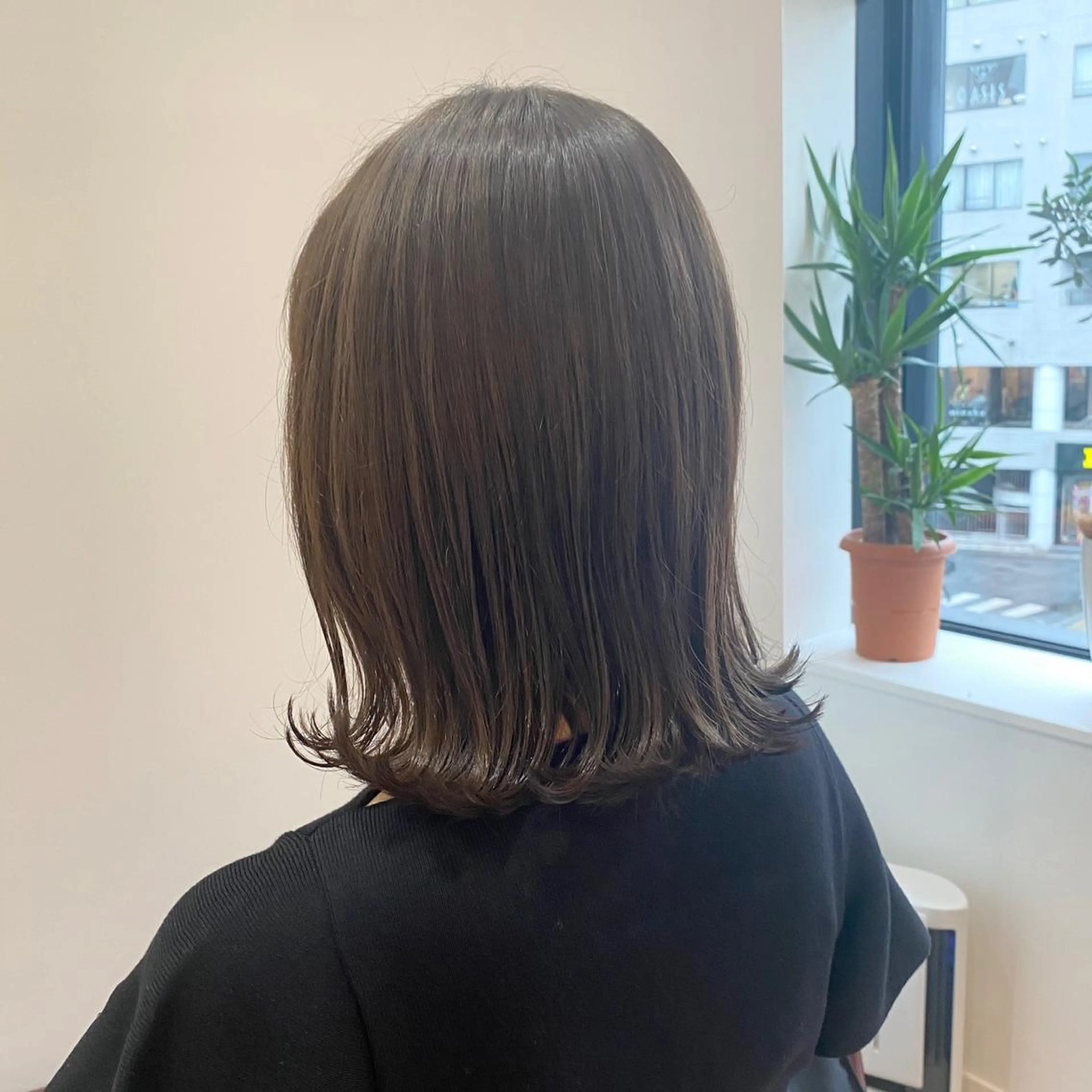 ミディアム カット ヘアカラー トリートメント 吉原 みえのヘアスタイル