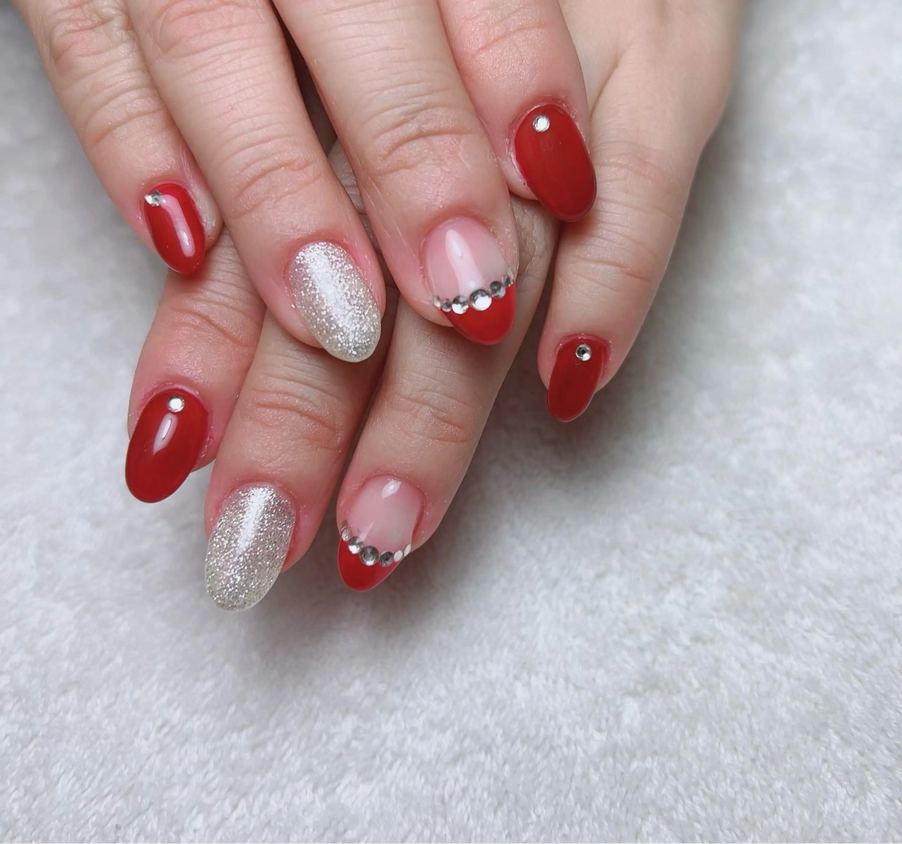 ネイル フレンチネイル ハンドネイル COCO+所属・COCO +のエステ・リラクイメージ