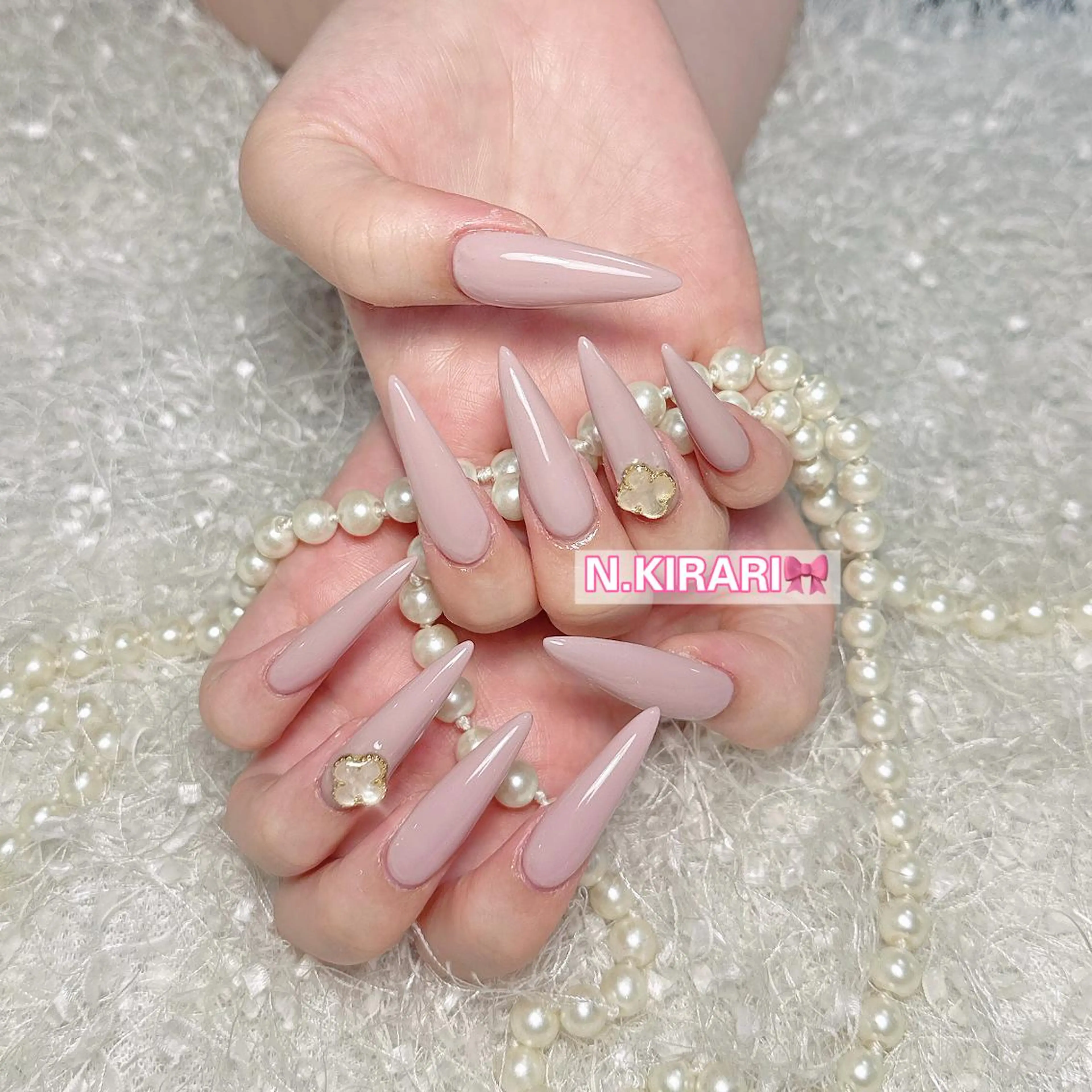 ネイル nana 🤍のネイルデザイン