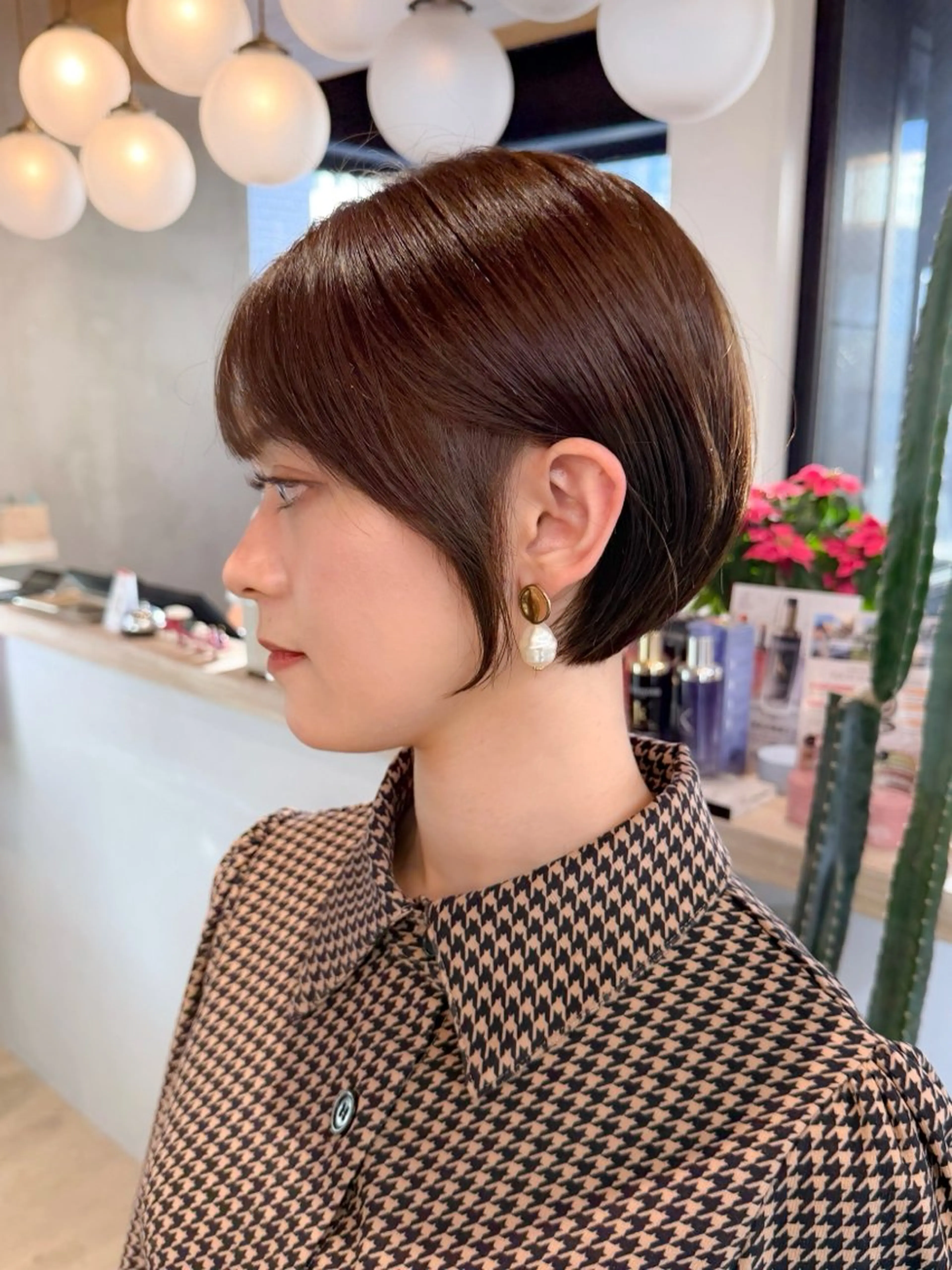 ショート カラー カット ヘアカラー トリートメント 縮毛矯正/髪質改善 ショートボブ/ともきのヘアスタイル