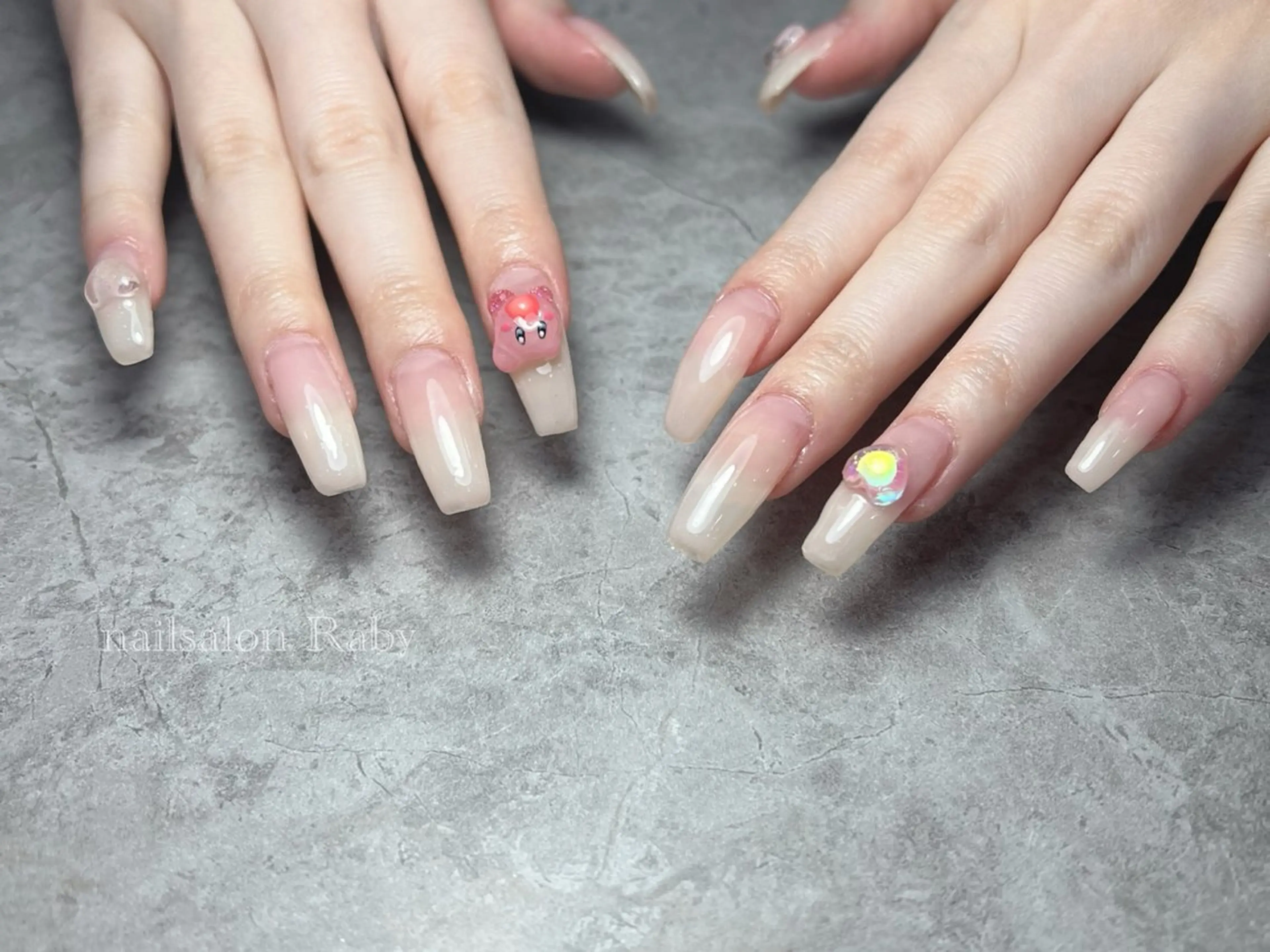 ネイル CURE所属・nailist Nanaのネイルデザイン