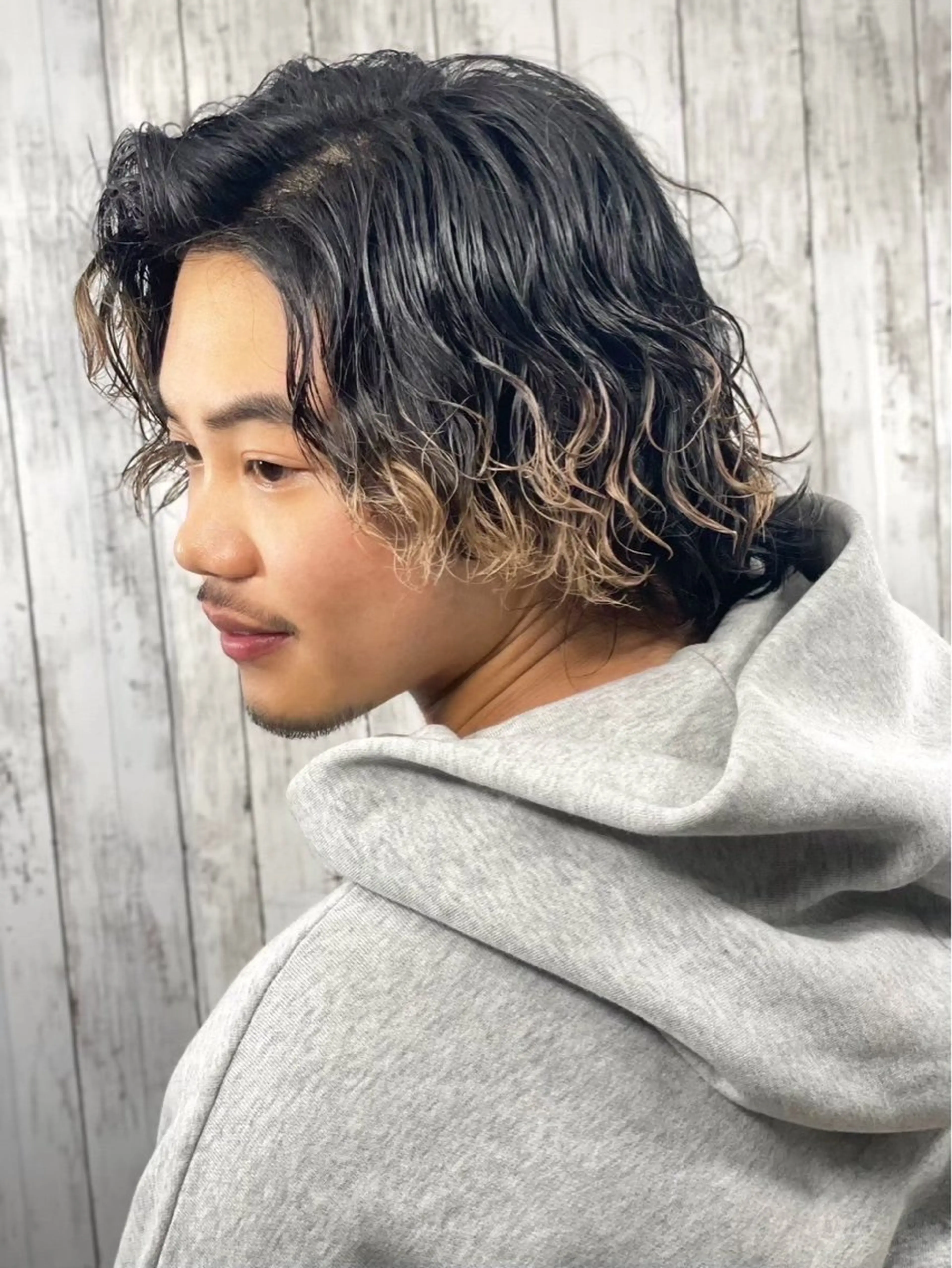 ロング パーマ ヘアアレンジ メンズ カット パーマ プレミアムバーバー新宿店所属・⚡️メンズ特化⚡️ 倉林 隼大のヘアスタイル