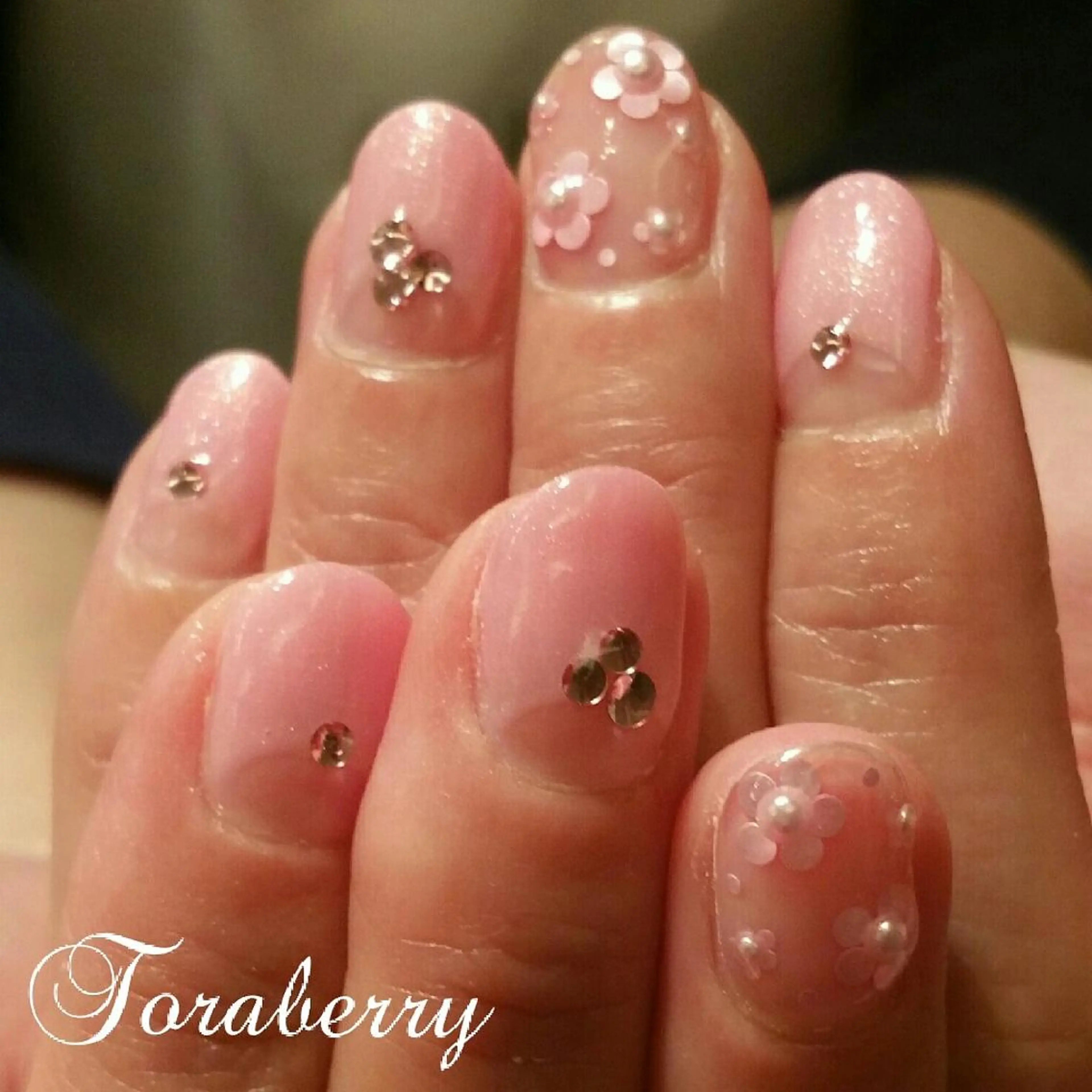 ネイル ネイリスト なつみのネイルデザイン