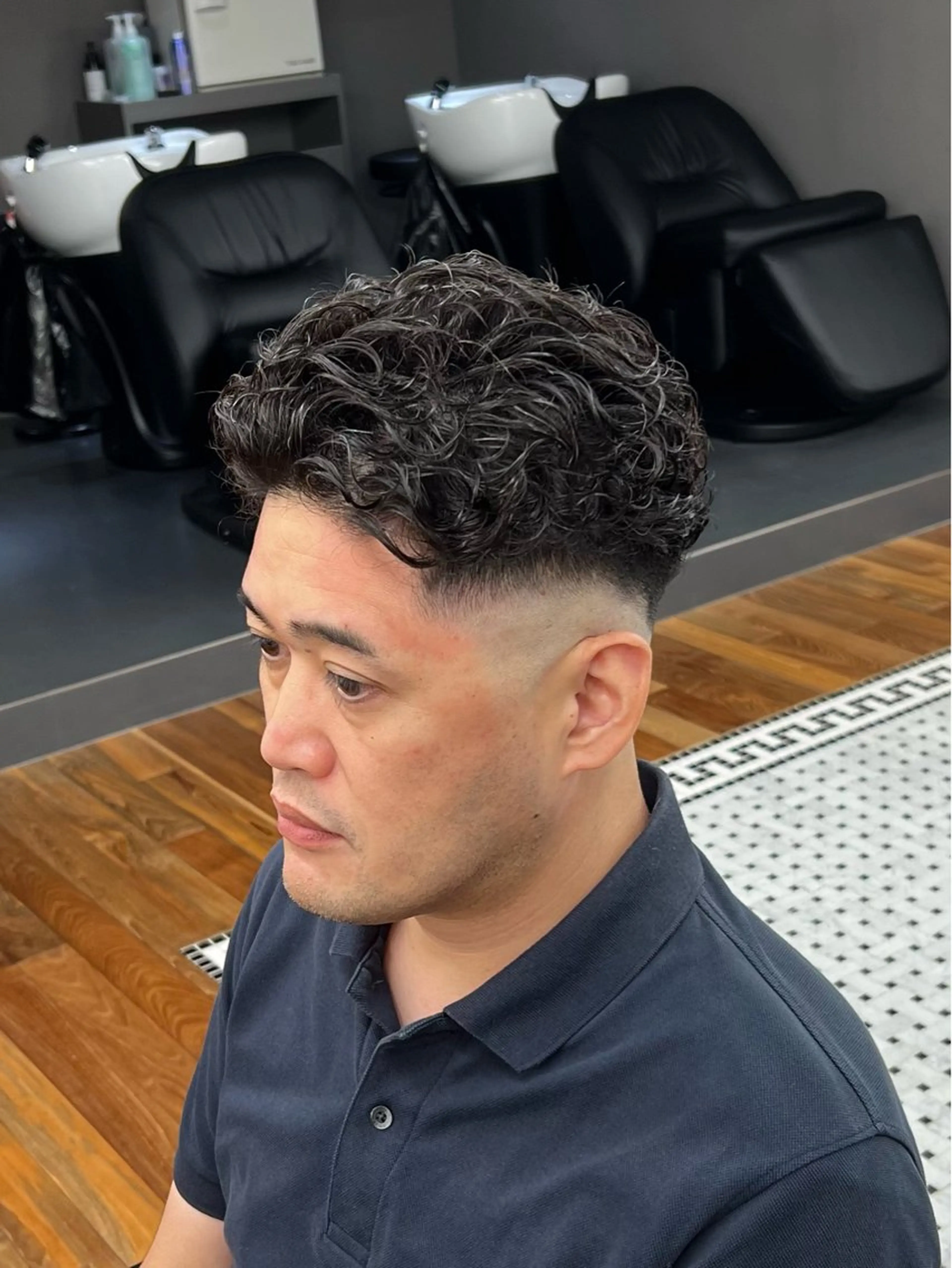 ショート パーマ メンズ カット パーマ メンズサロン✂️ スキンフェード伊藤陸のヘアスタイル