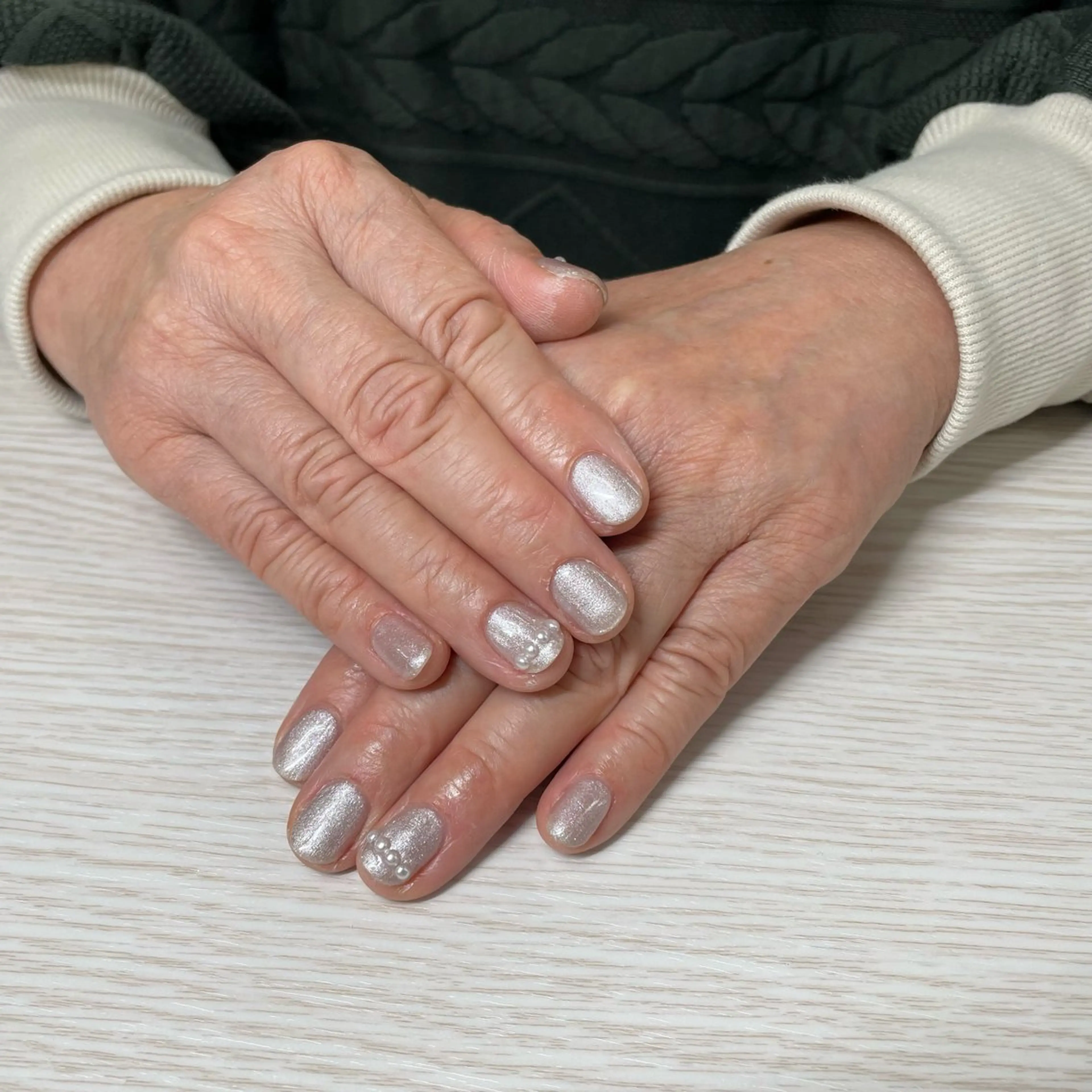 ネイル TRU NAIL&EYE立川所属・TRU ちはるのネイルデザイン