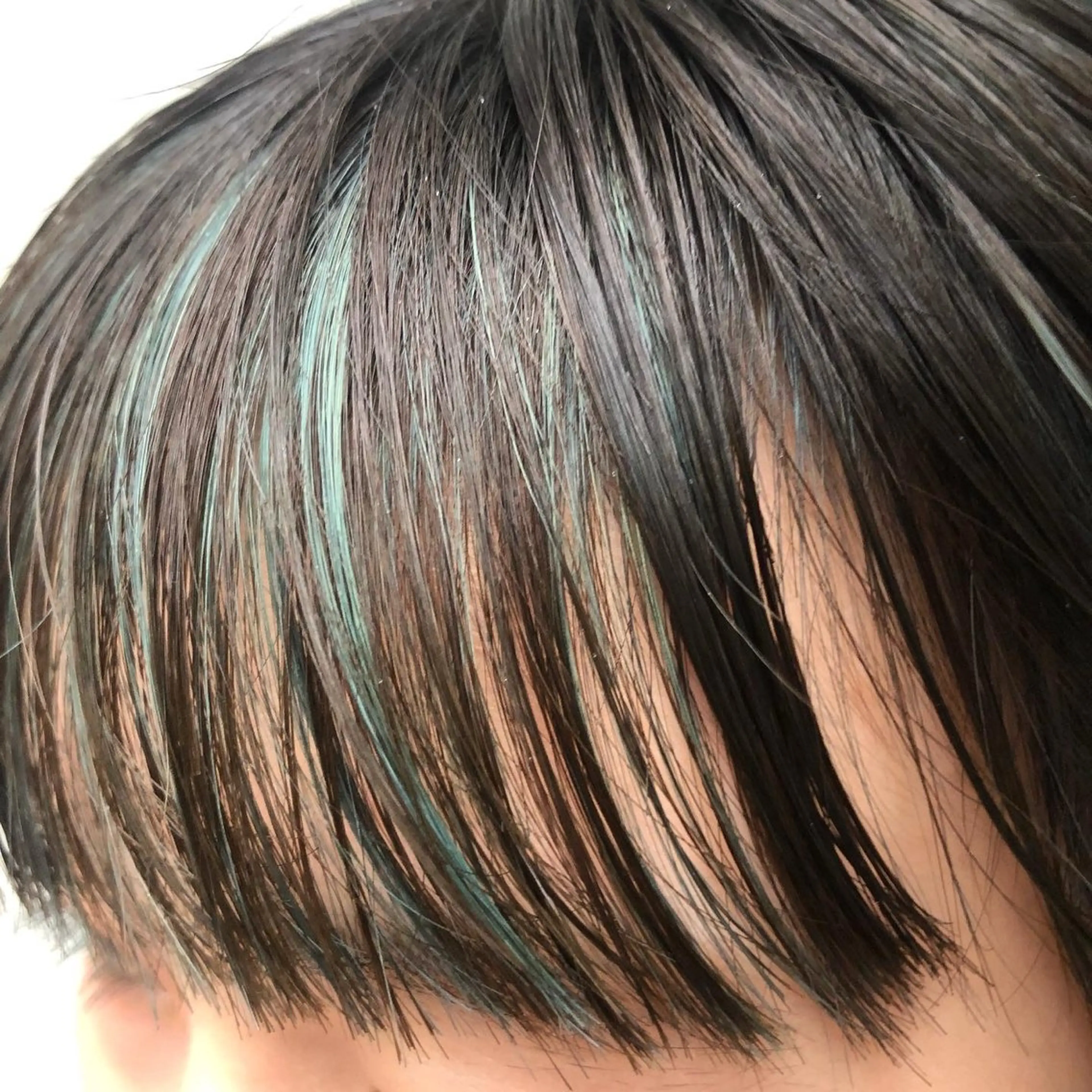 ショート カラー 増井 歩夢のヘアスタイル