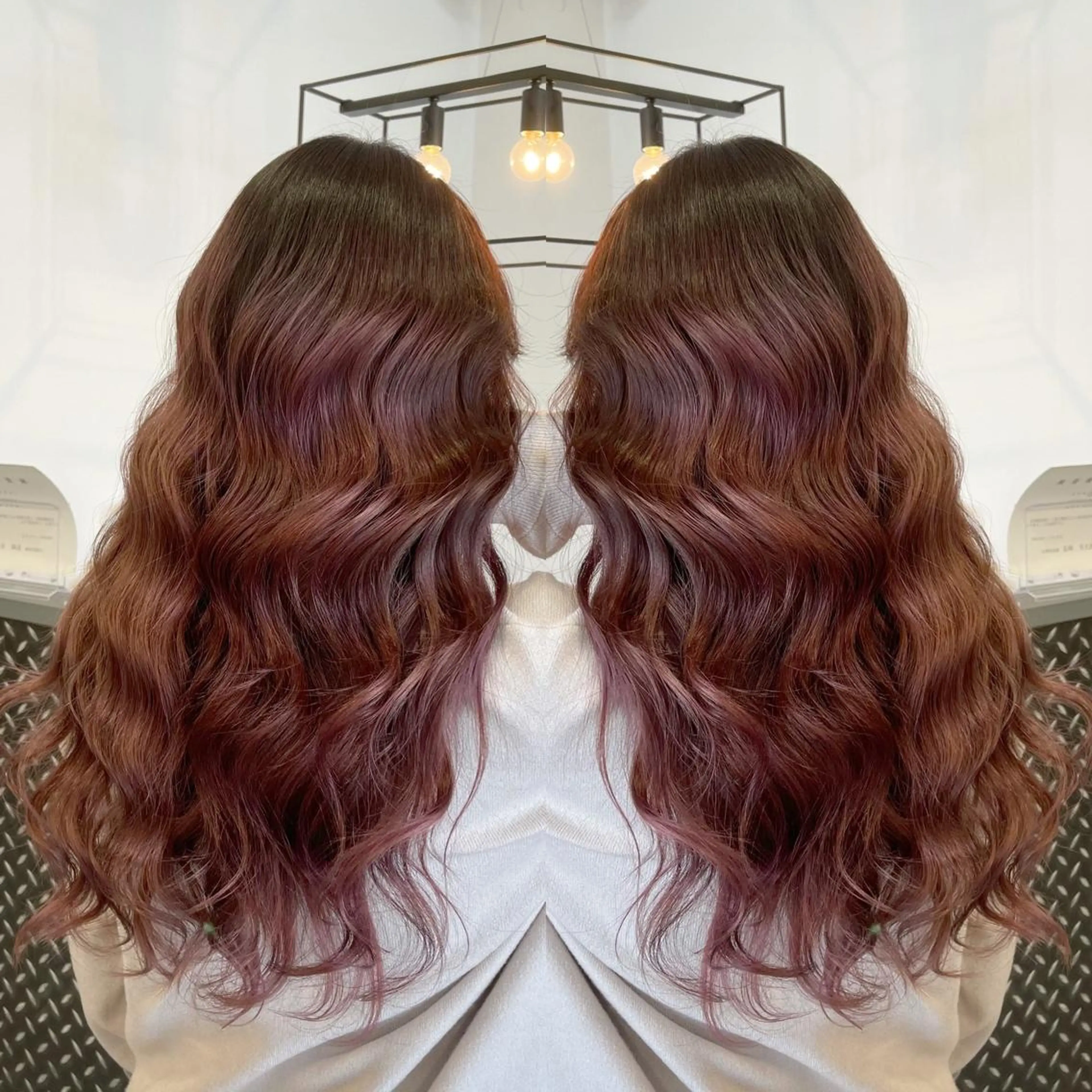 ロング カラー ヘアアレンジ バレイヤージュ デザインカラー ハイライトカラー 外国人風カラー ハイライト アンドウ ユウ/ レイヤーカット/韓国のヘアスタイル