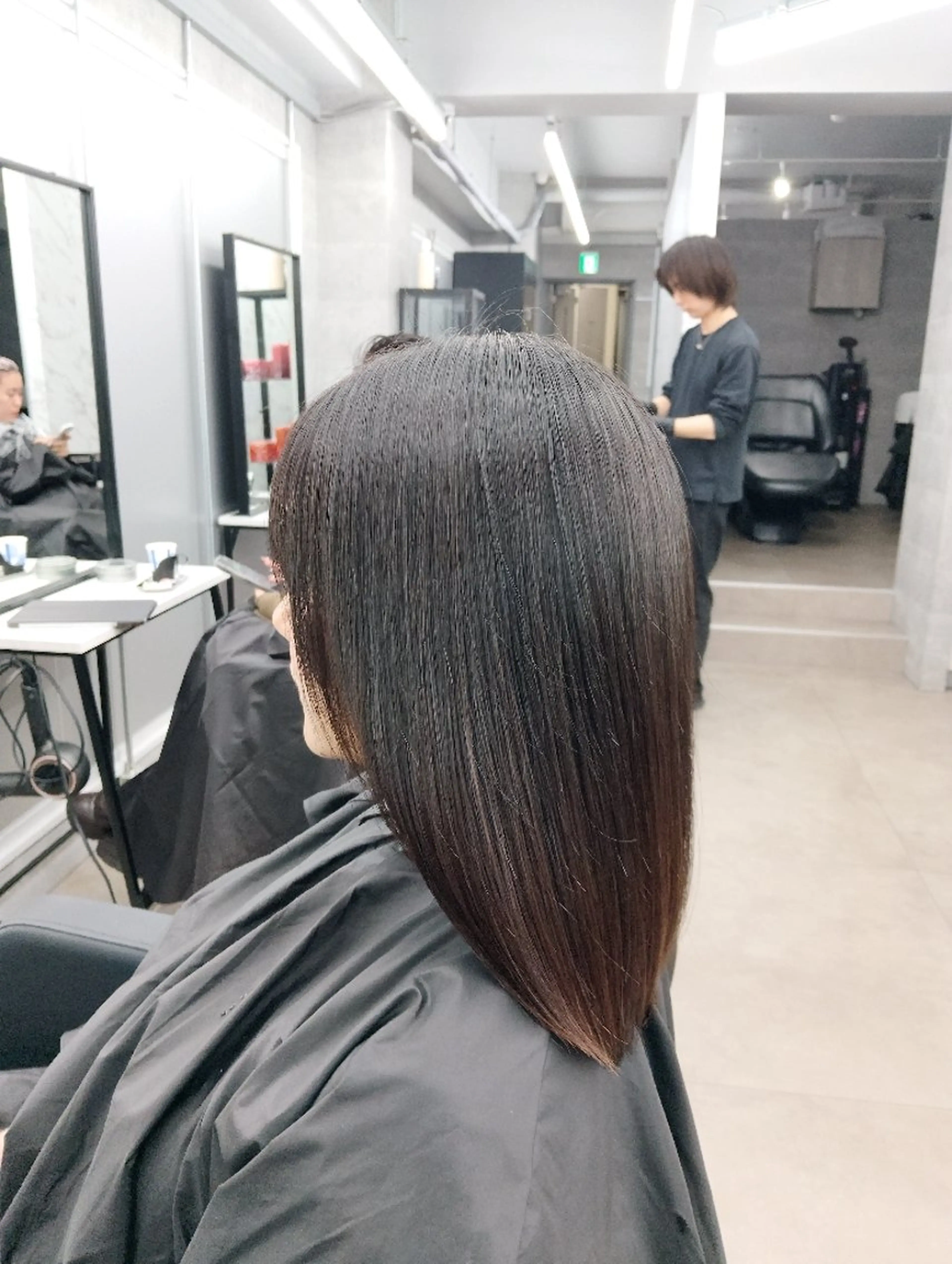 ミディアム パーマ 髪質改善 縮毛矯正 D/i所属・4店舗フリーランスⅠ Y/no〈夜のスパ〉のヘアスタイル