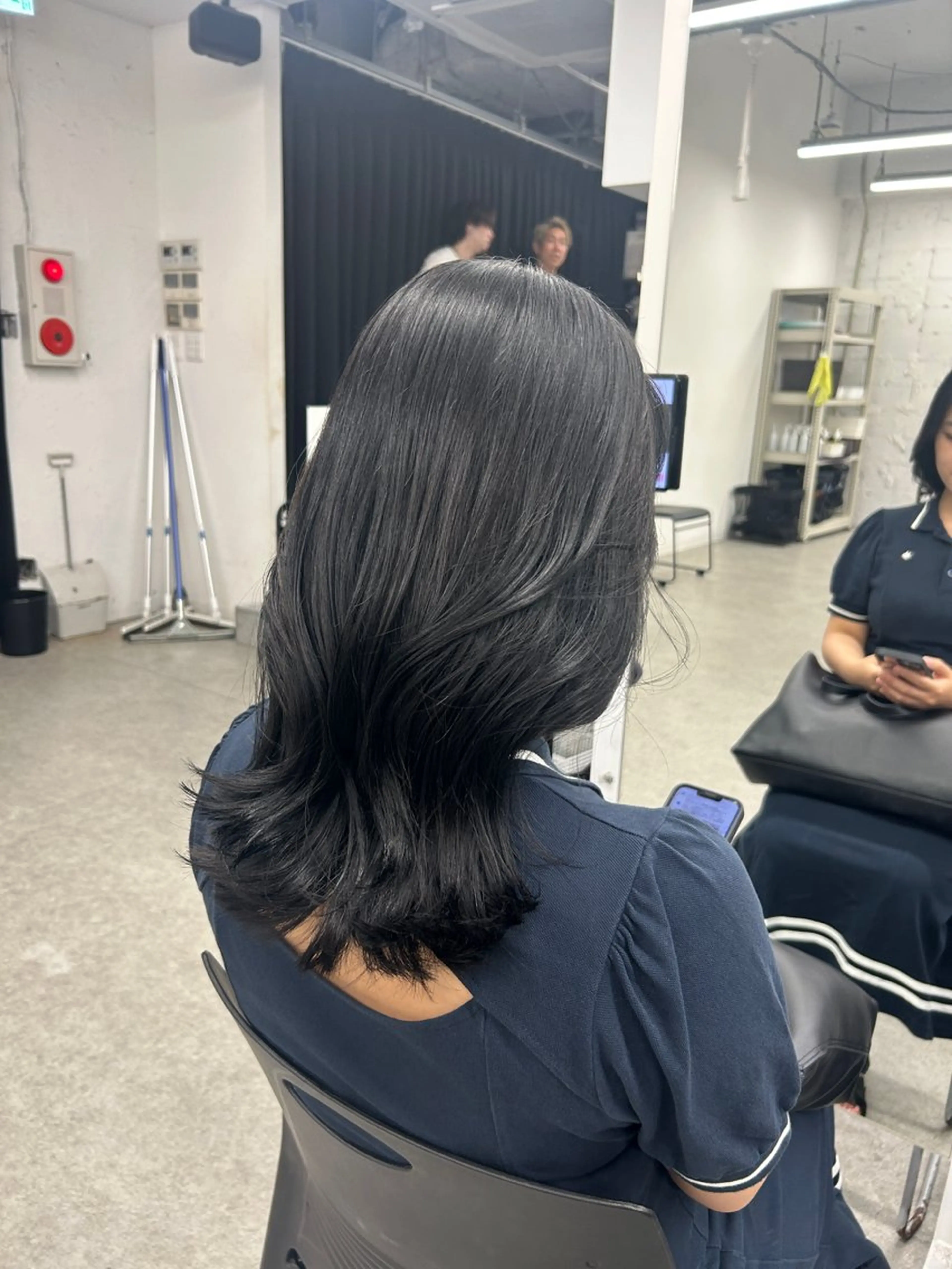セミロング カラー カット ヘアカラー トリートメント 海外風ブリーチなし 🫒Rion🫒🩶のヘアスタイル