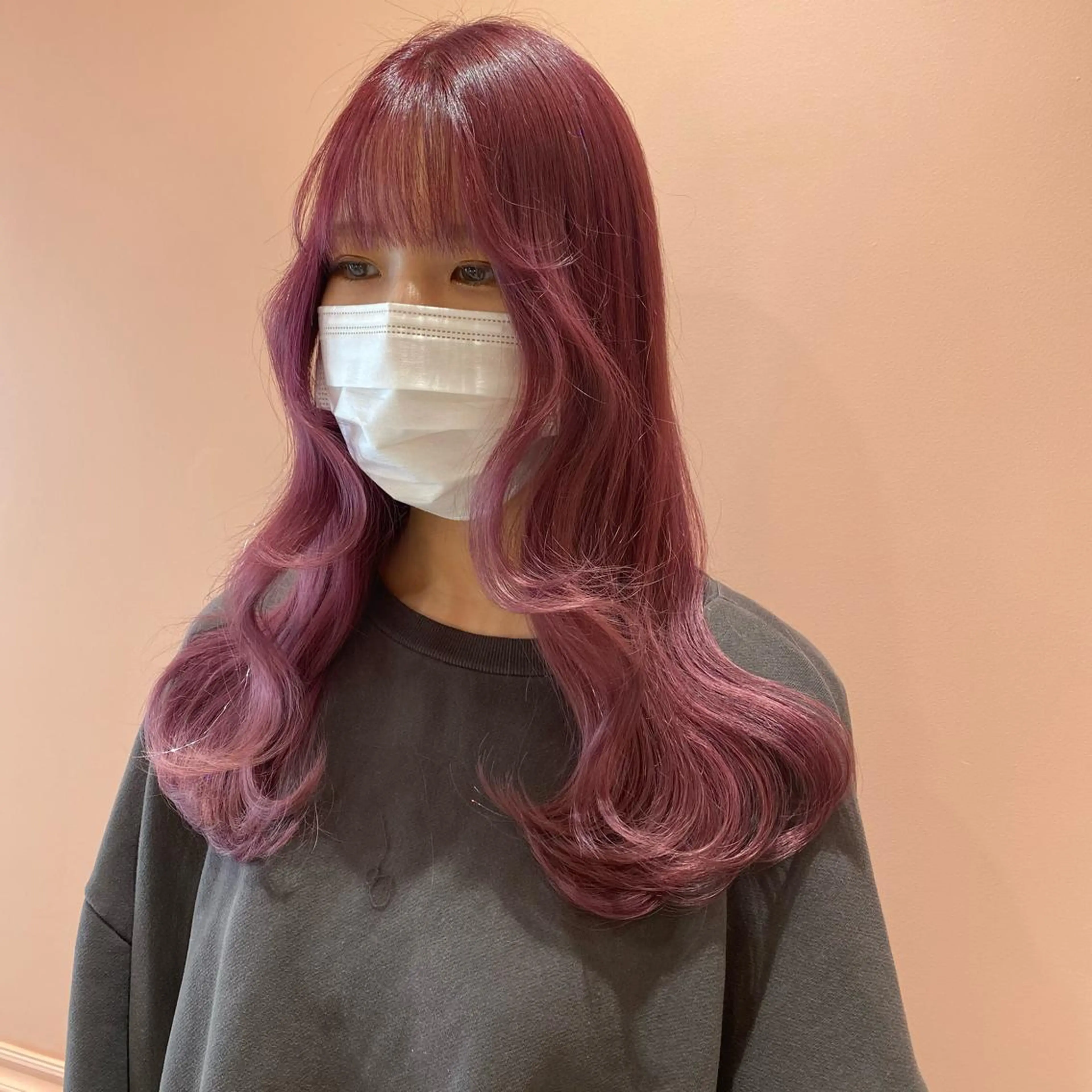 ロング カラー カシス ORIKA 美容室のヘアスタイル