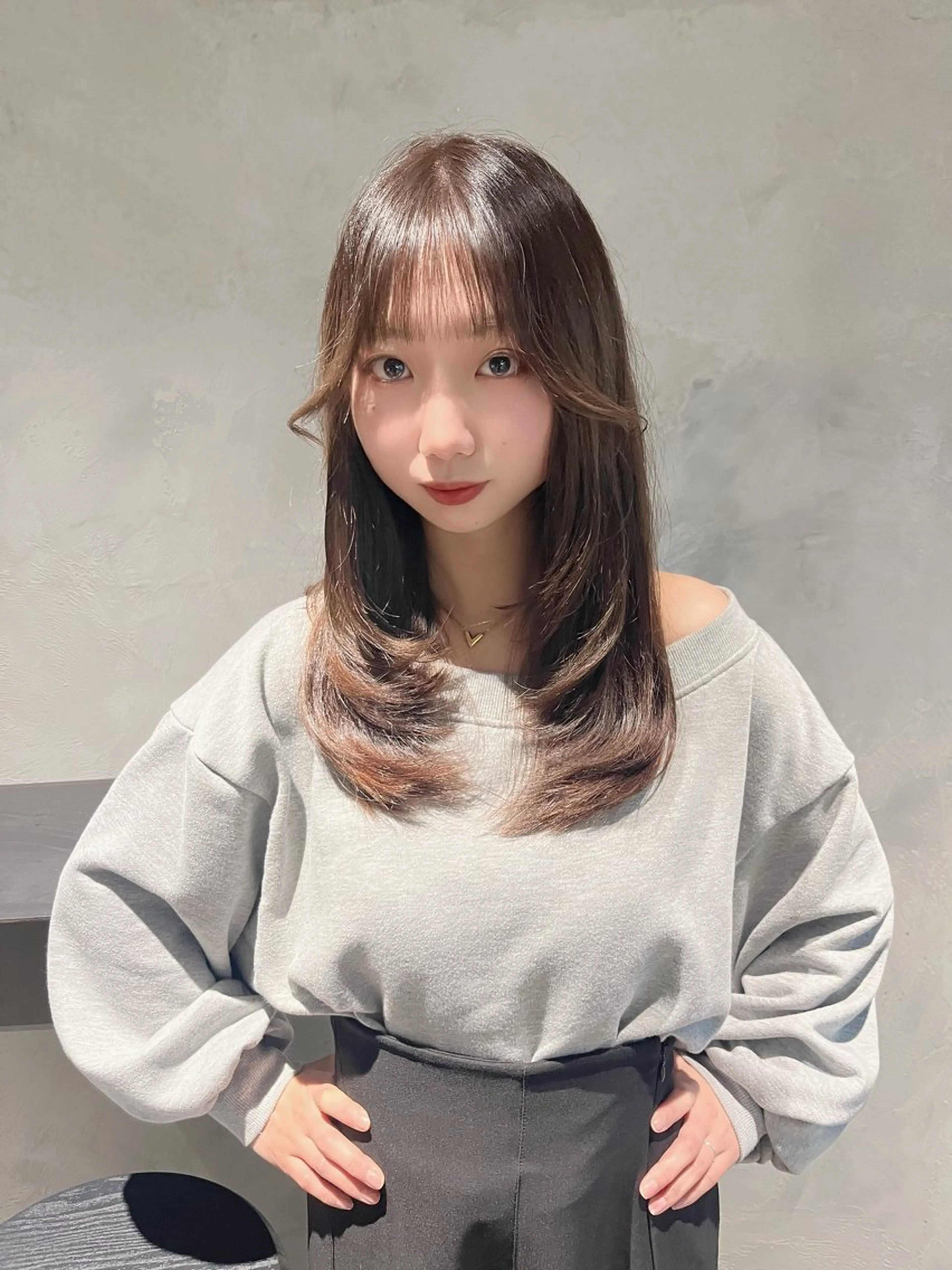 ロング 顔周りカット レイヤーカット シースルーバング カット ヘアカラー トリートメント 🇰🇷祝斗🇰🇷 /韓国ヘア/縮毛のヘアスタイル