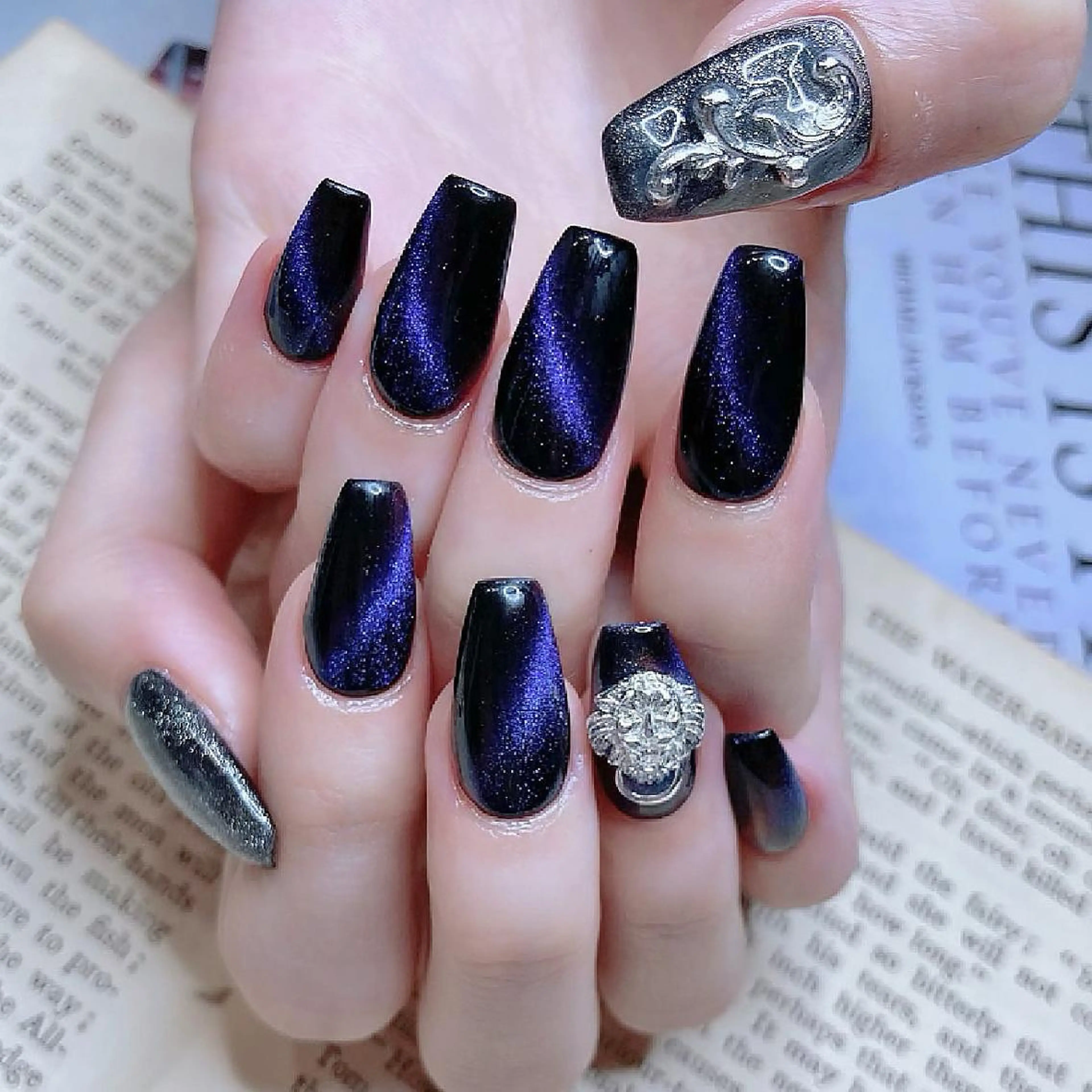 ネイル NOIROUGE所属・NOI ROUGEのネイルデザイン