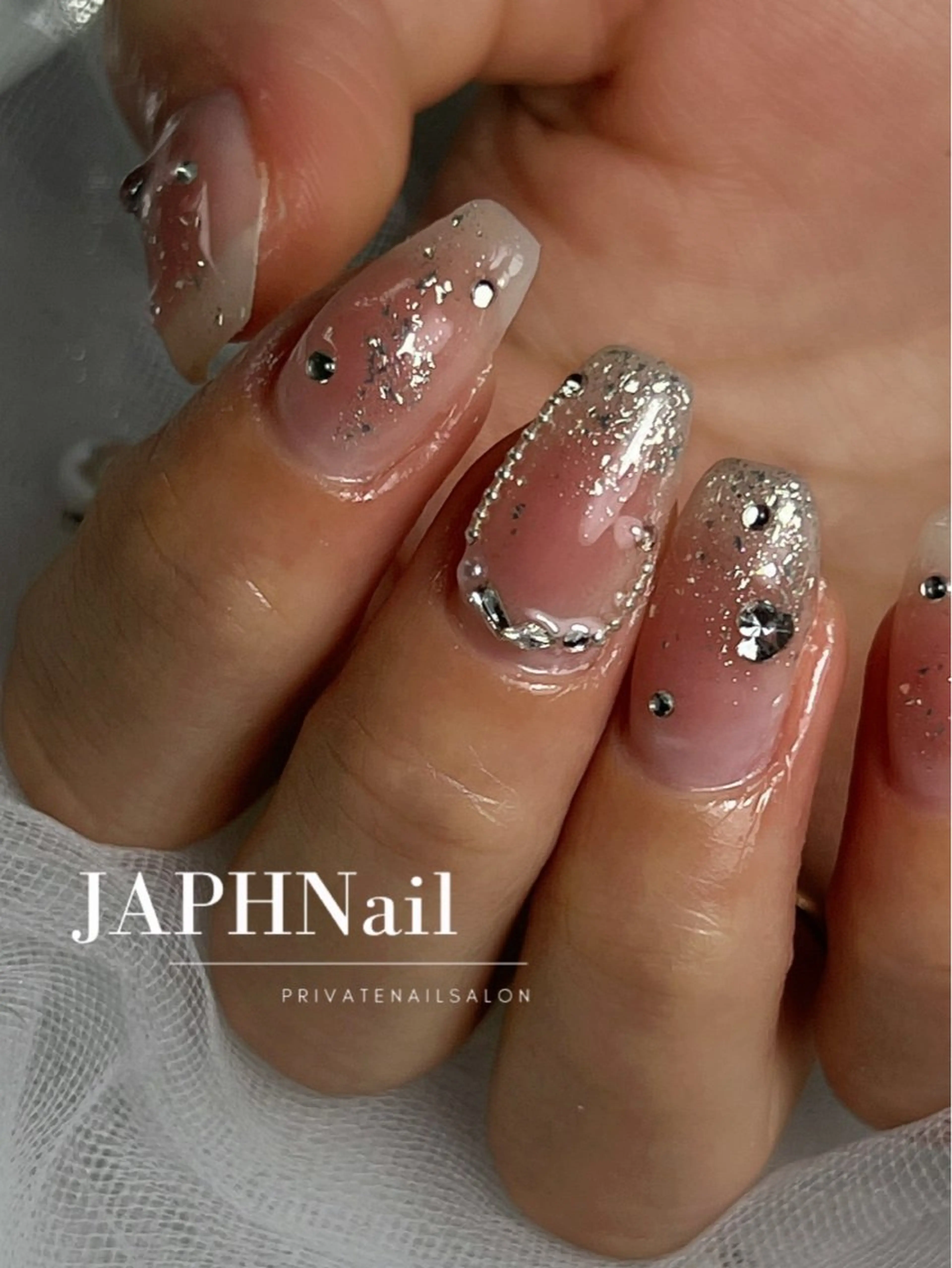 ネイル フットネイル キラキラネイル ロングネイル ニュアンスネイル ワンホンネイル NailSalon /JAPHのネイルデザイン