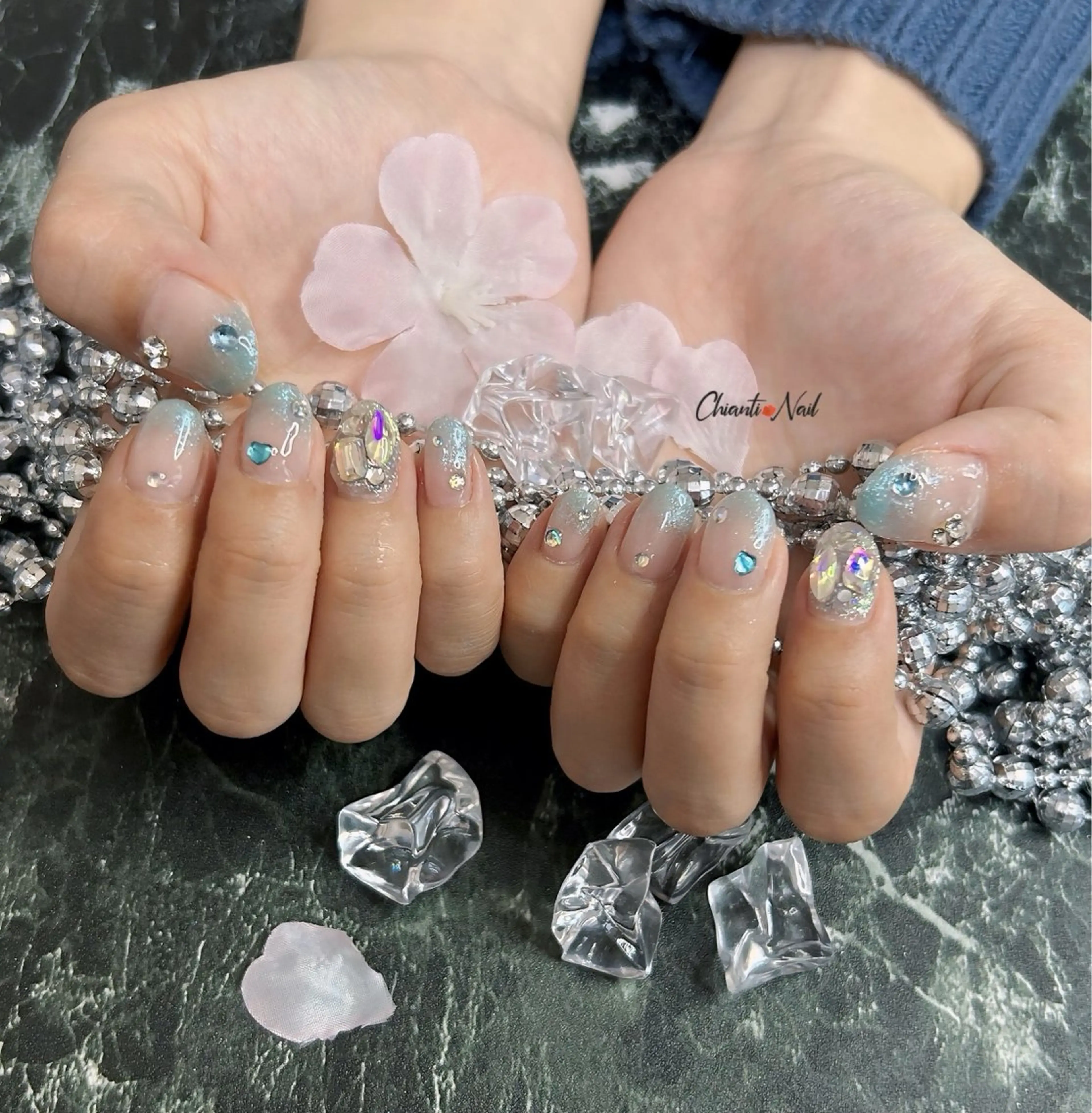 ネイル ブルー マグネットネイル Chianti Nailのネイルデザイン