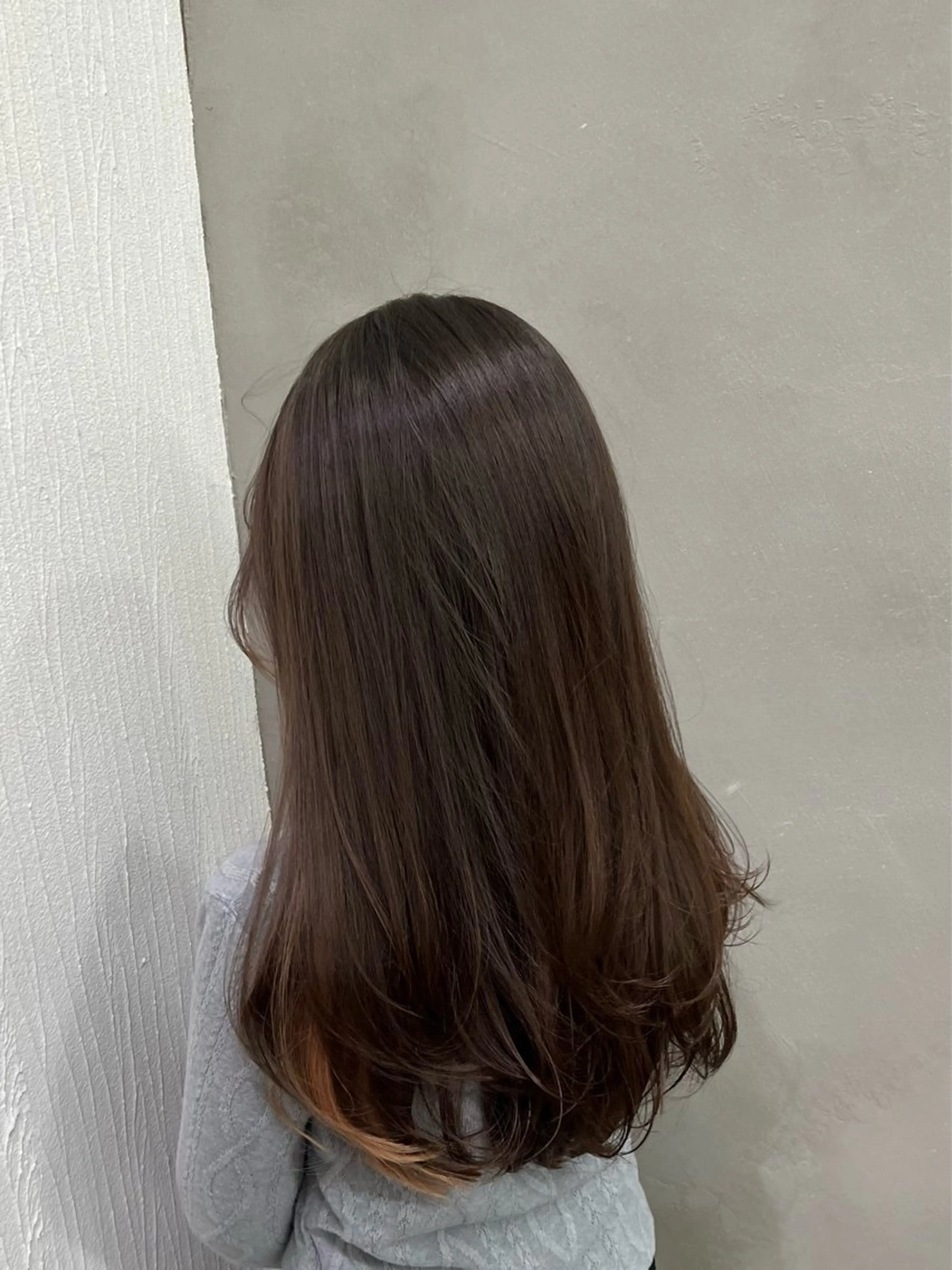 ロング レイヤーカット 中山 琴葉のヘアスタイル