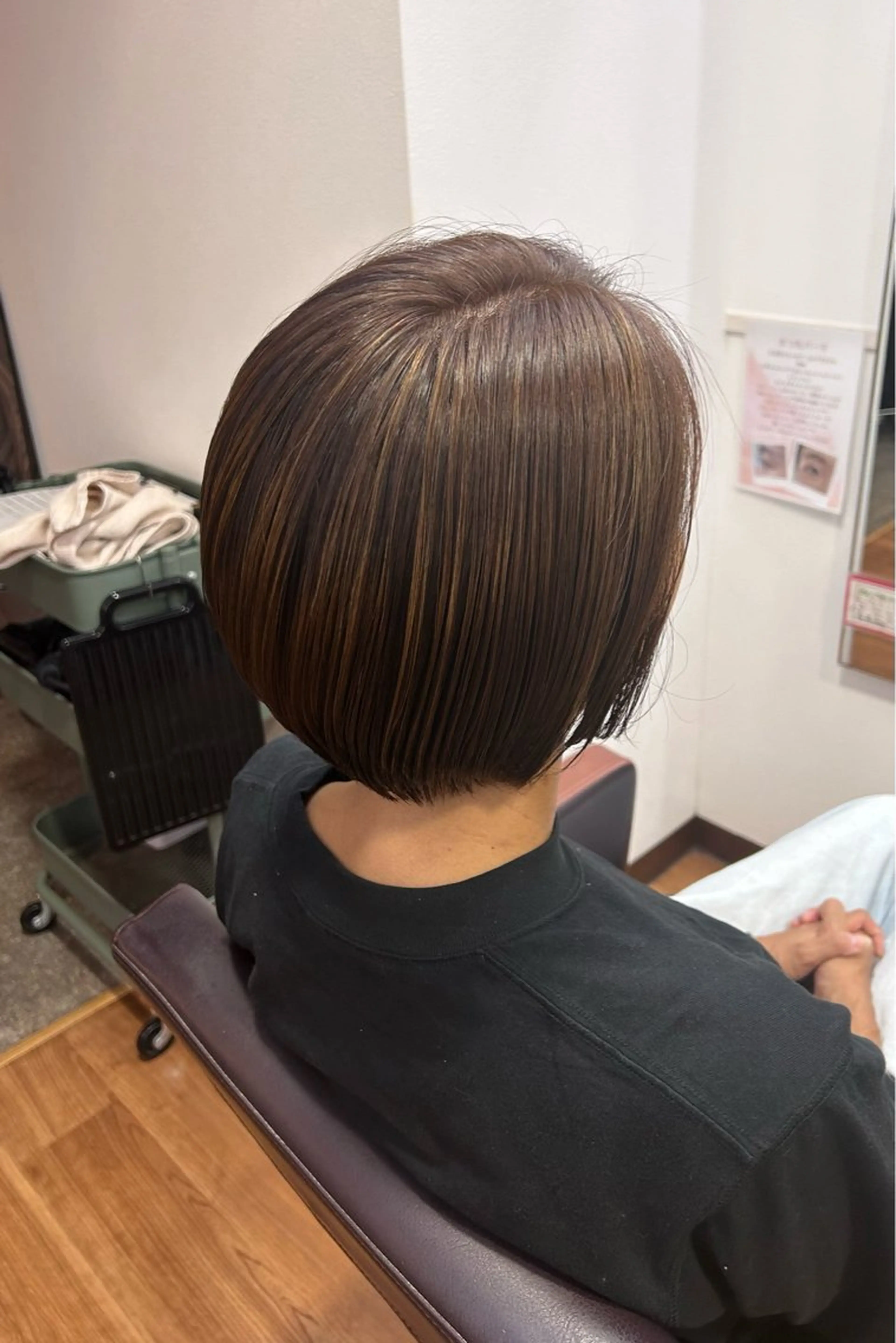 ショート カラー 透明感カラー ハイライトカラー ハイライト ヘアカラー flower所属・原田 歩実のヘアスタイル