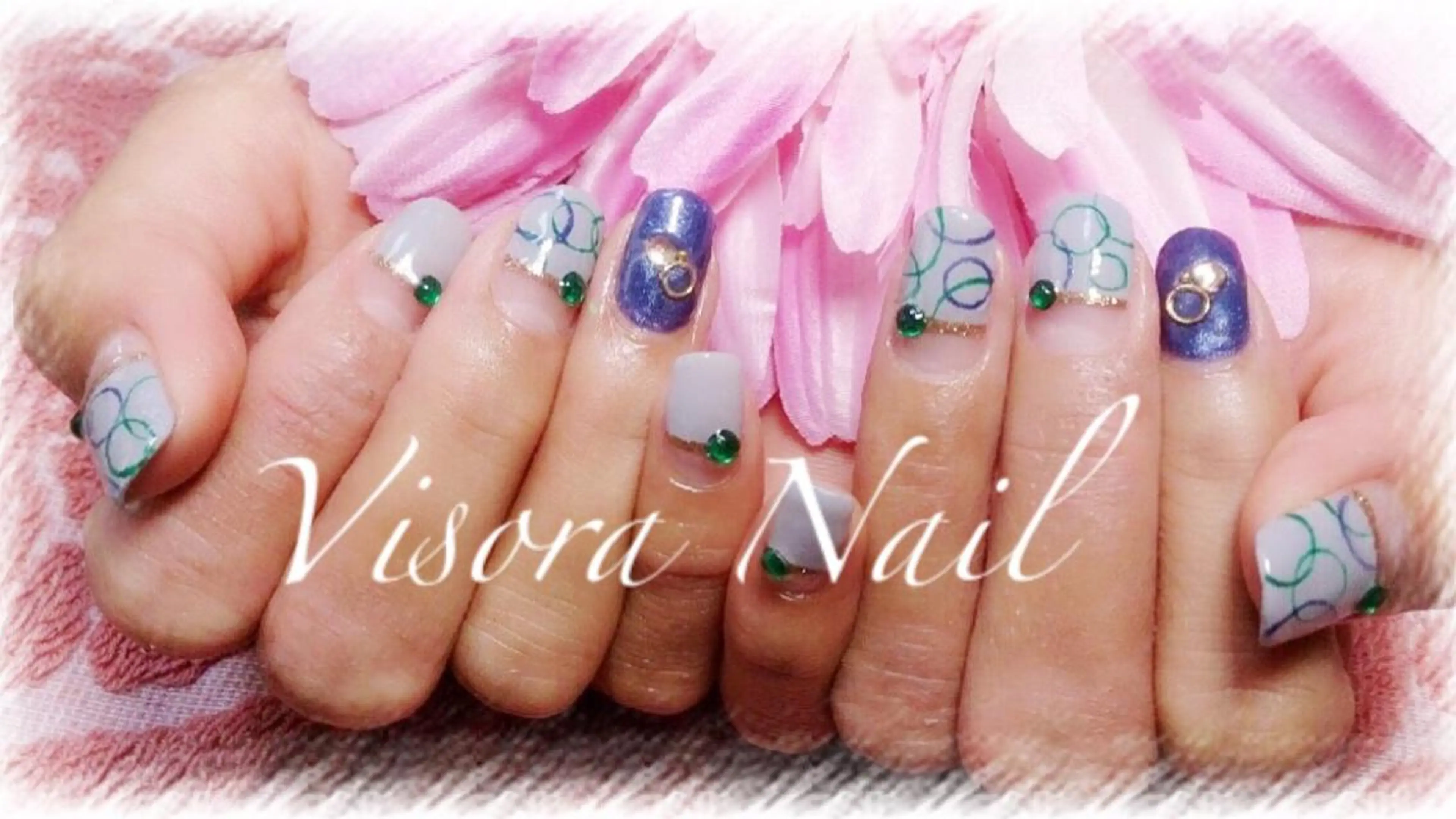 ネイル 美SORA ～ｳﾞｨｿﾗ～のネイルデザイン