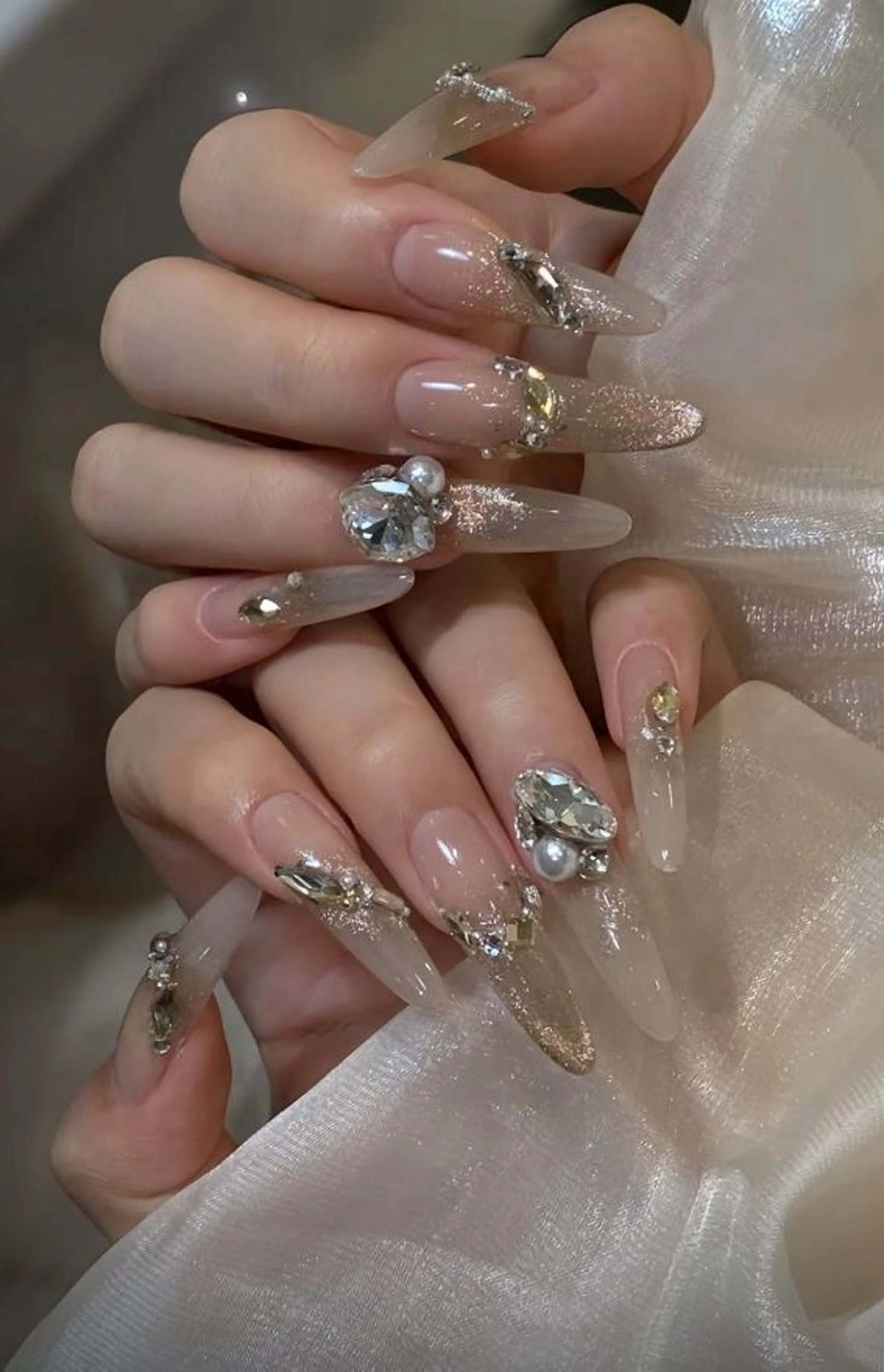 ネイル アートネイル オーロラネイル ブルー チークネイル フットネイル ハンドネイル NICY NAIL所属・NICY NAIL 池袋のネイルデザイン