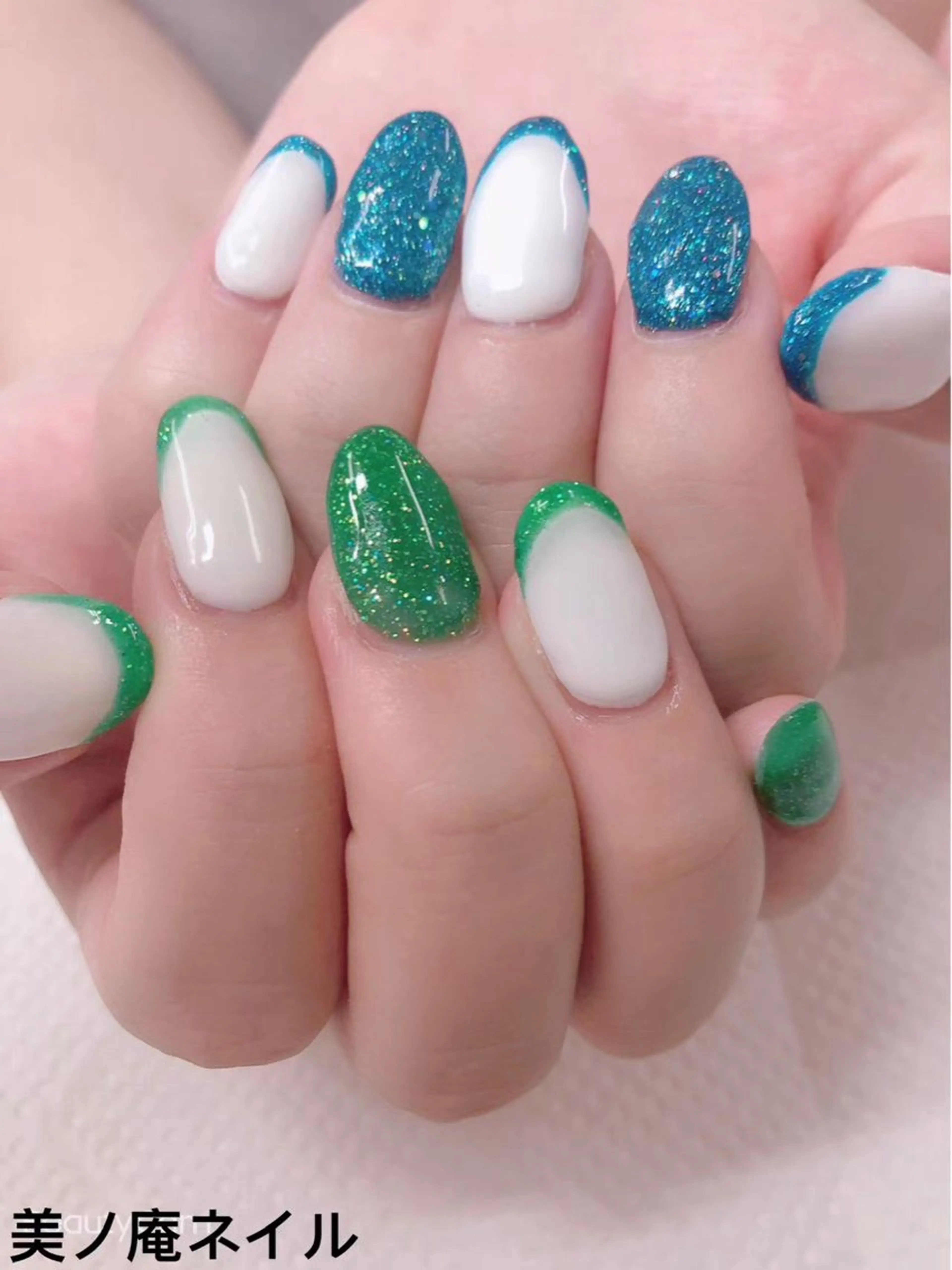 ネイル Minoan Lのネイルデザイン