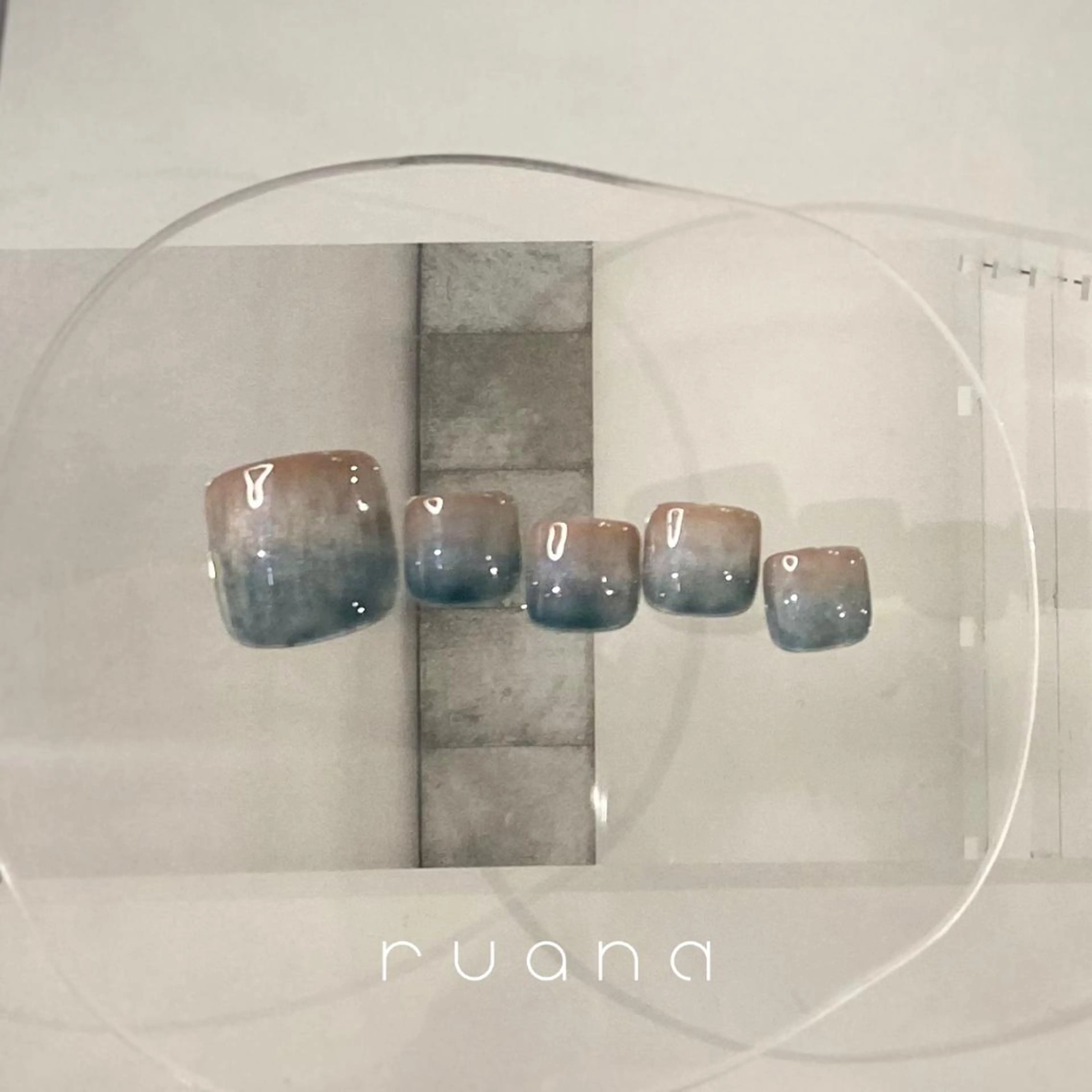 ネイル フットネイル 中本 菜々のネイルデザイン