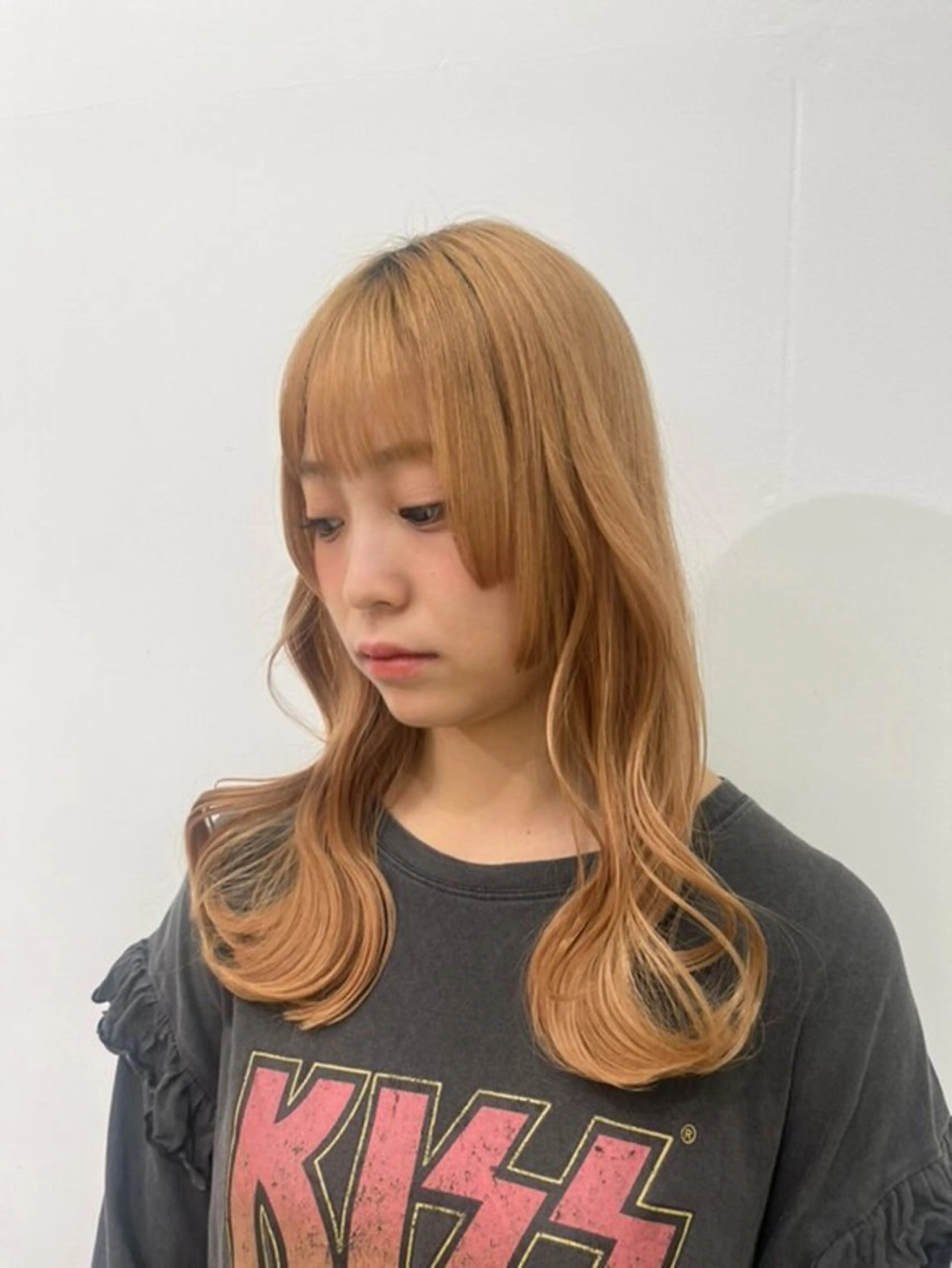 セミロング issa academyのヘアスタイル