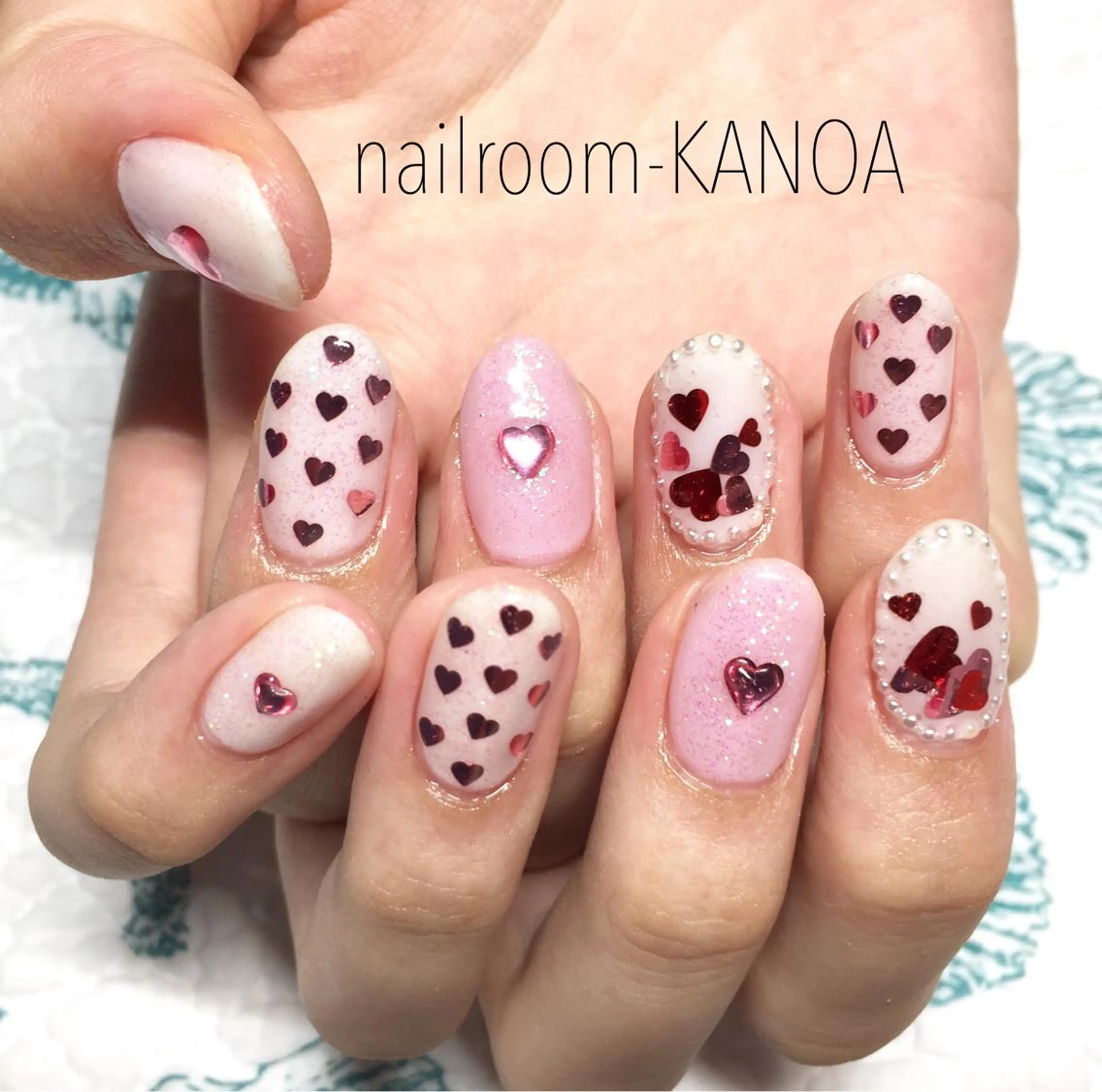ミディアム ネイル ハート ピンク nailroom- KANOAのネイルデザイン