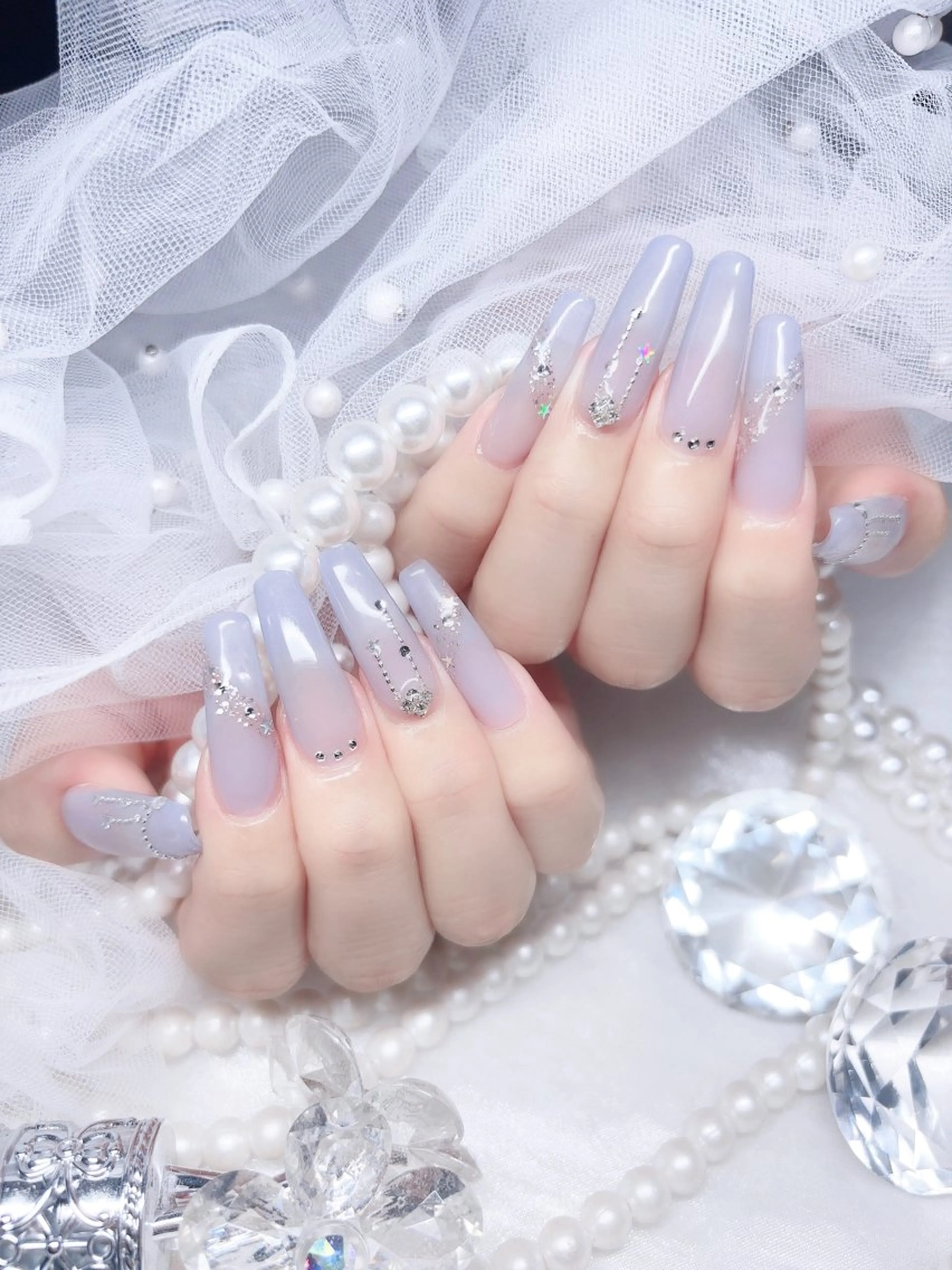 ネイル オーロラネイル 成人式 フットネイル 韓国ネイル ロングネイル ハンドネイル Yudia🦋 azuのネイルデザイン