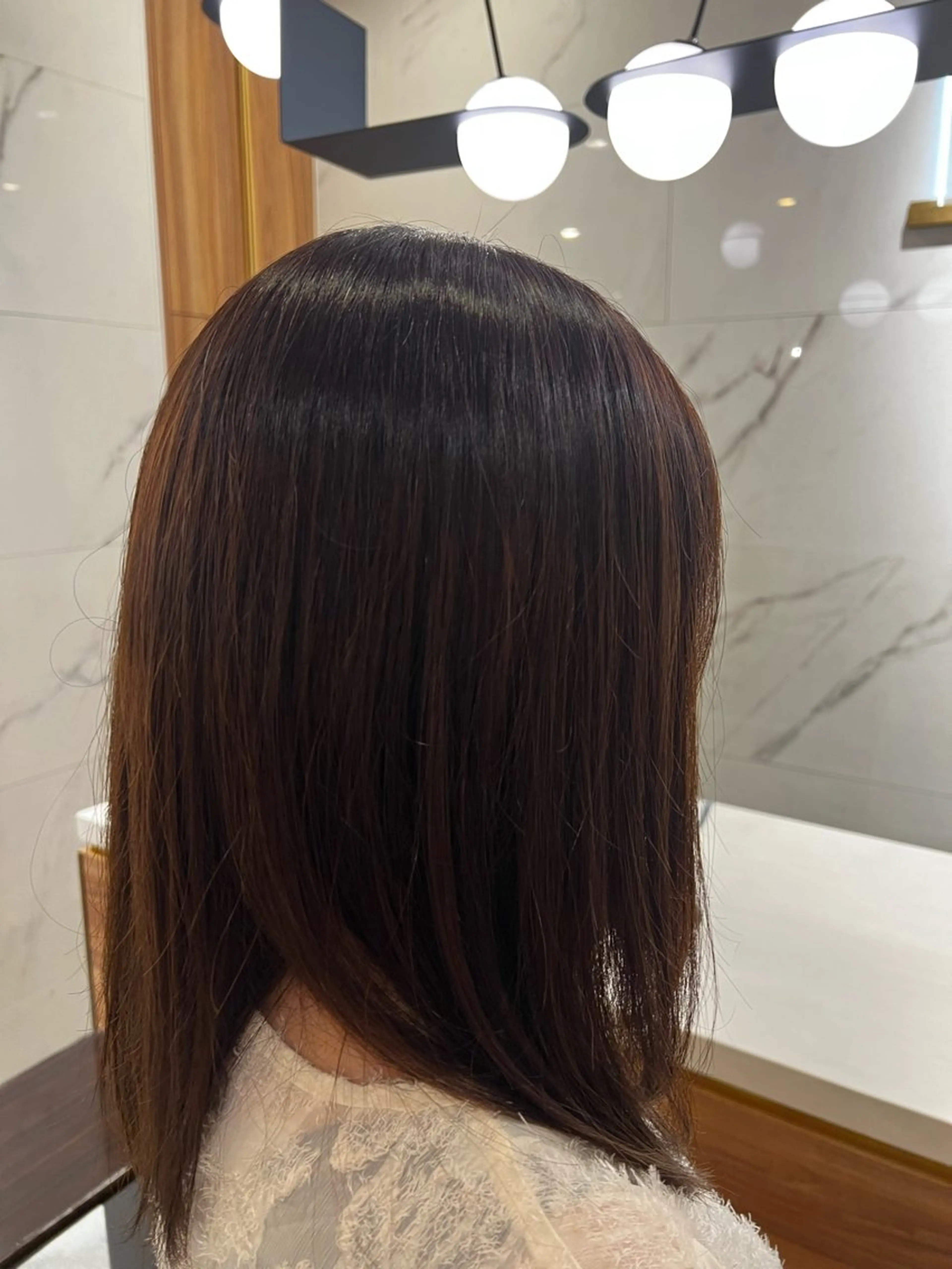 セミロング カラー 透明感カラー トーンアップ🦢 ユメのヘアスタイル