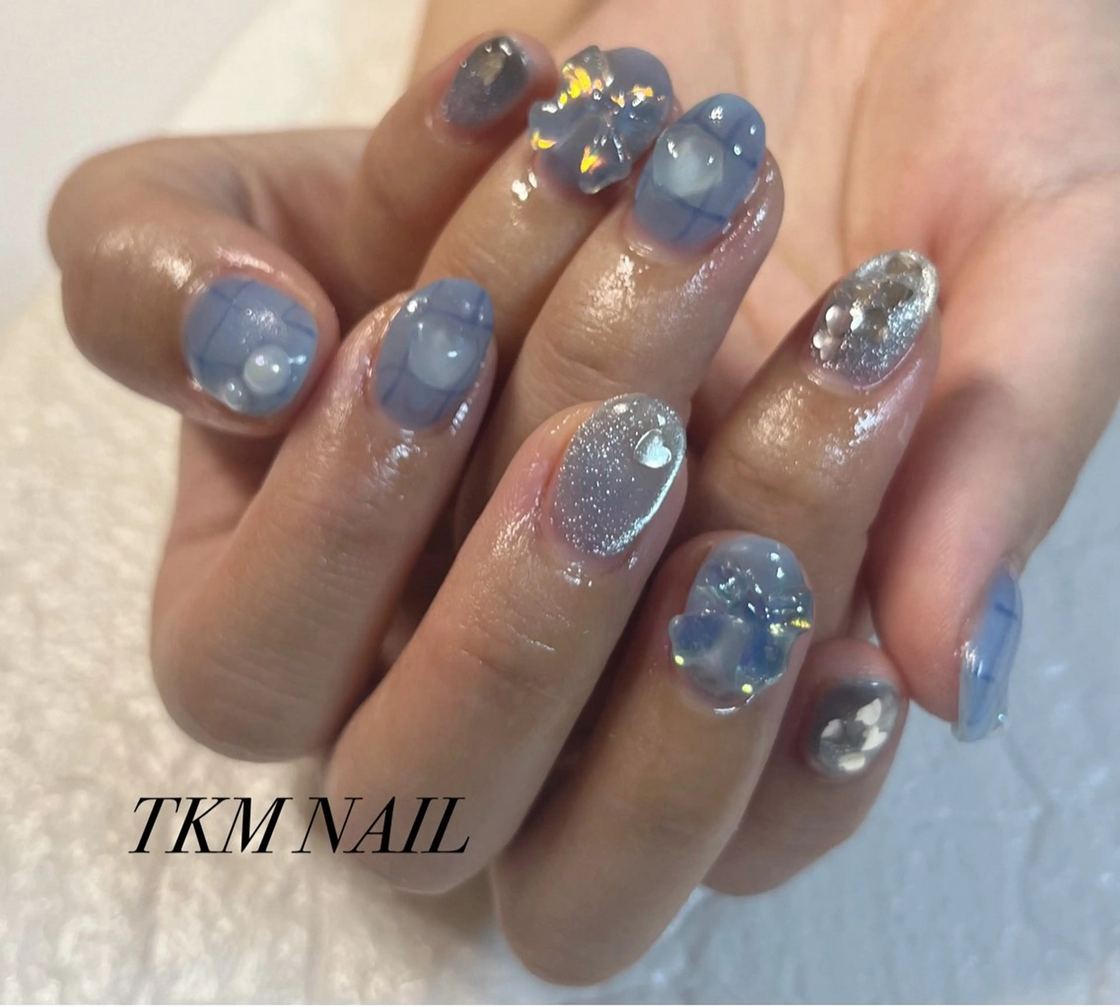 ネイル ブルー ゴージャス ______ TKM  NAILのネイルデザイン