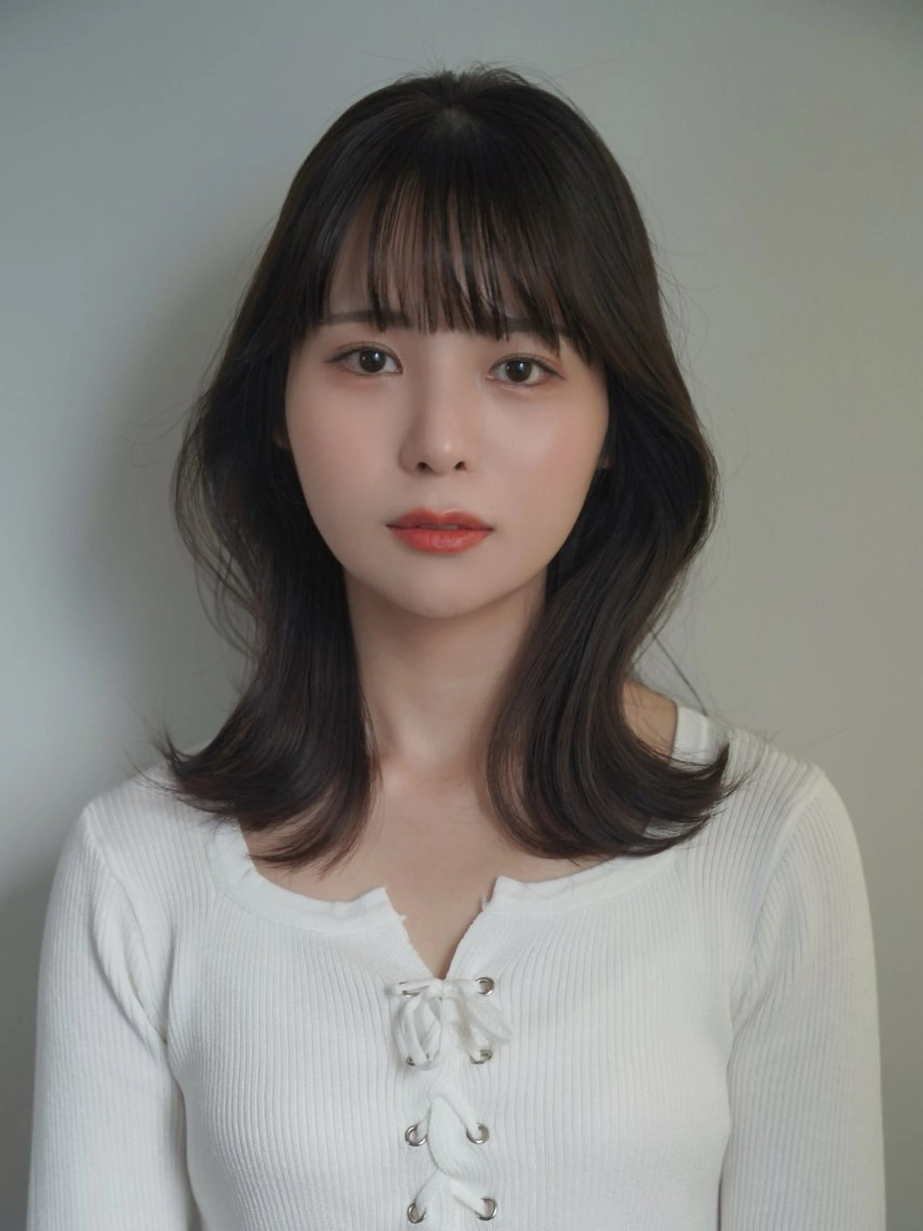 ミディアム カラー ブリーチ ダブルカラー イルミナカラー ブリーチなしカラー 髪質改善 顔周りレイヤーカット 透明感カラー達冨のヘアスタイル