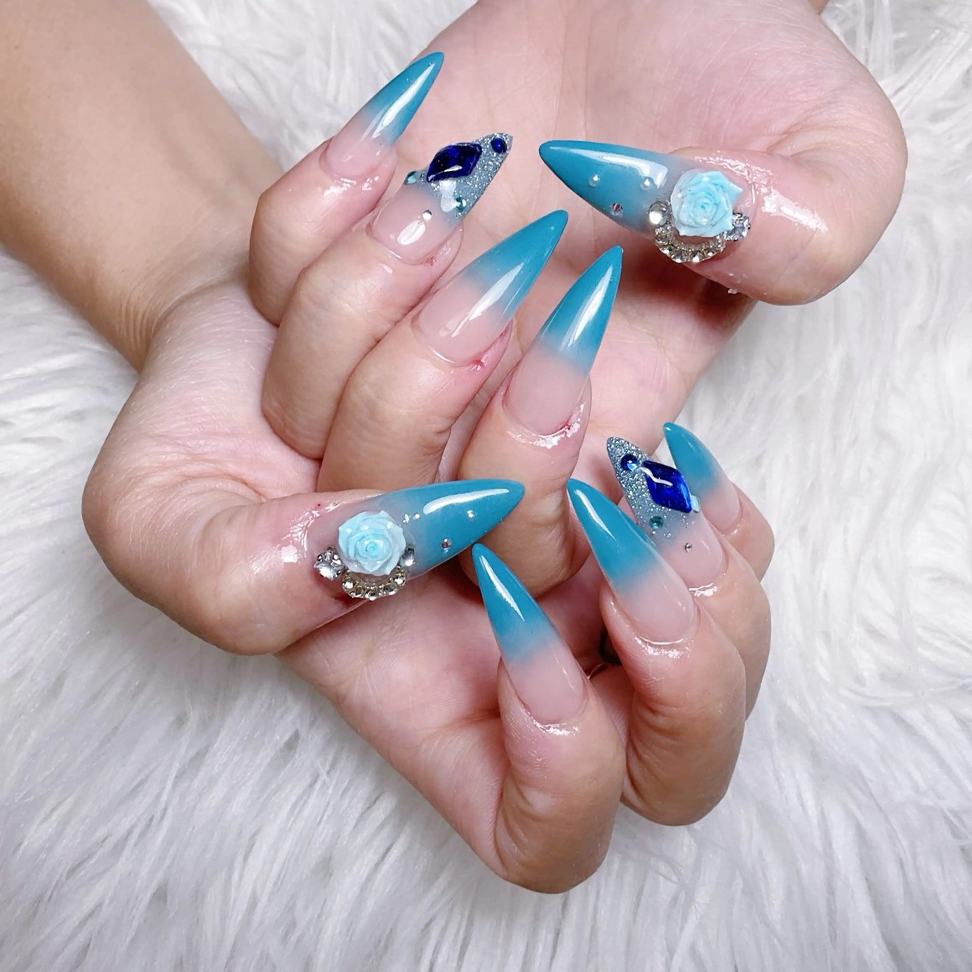 ネイル ハンドネイル 🌈Yun nail hyejin💋のネイルデザイン