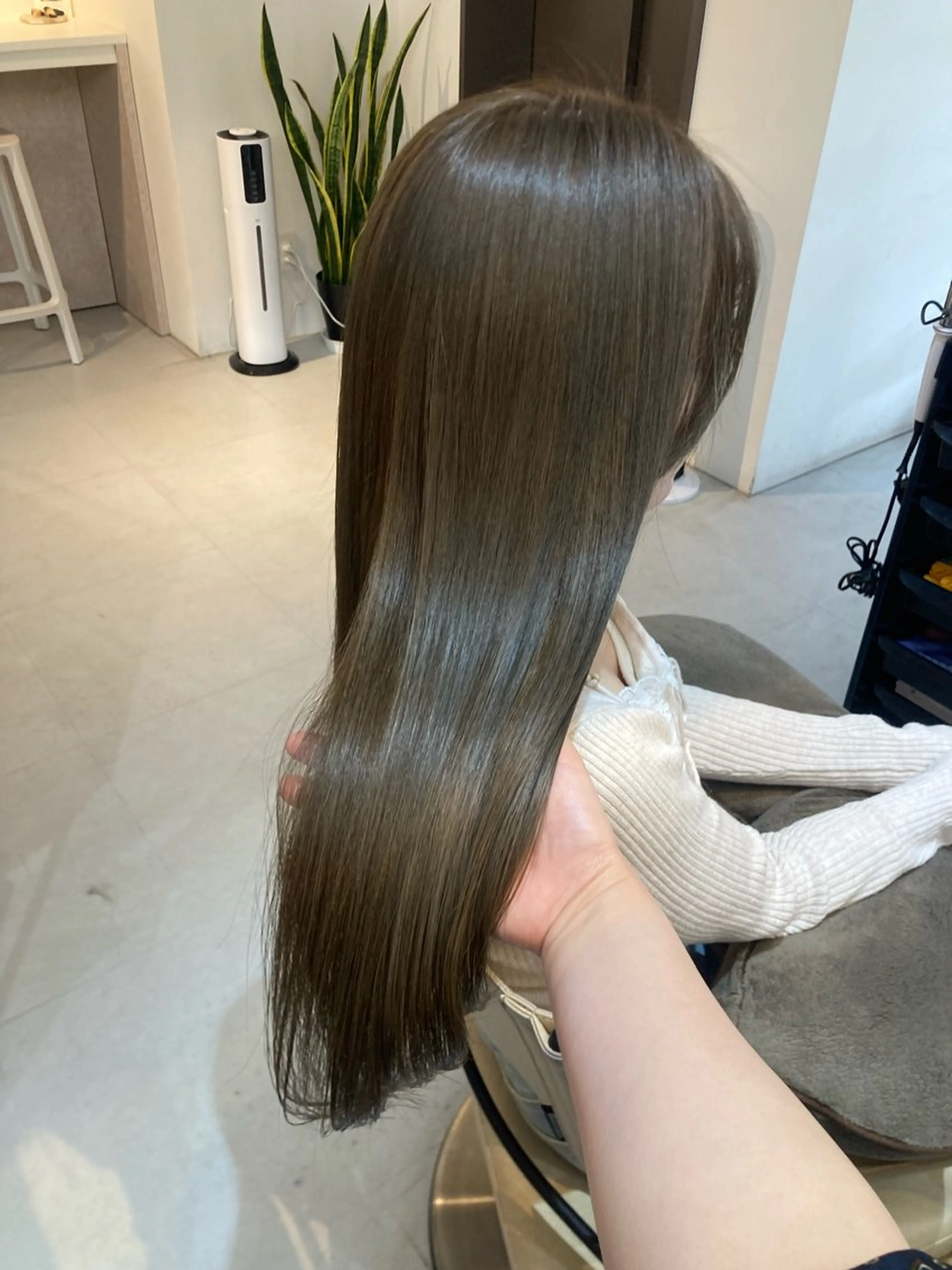 ロング カット ヘアカラー トリートメント ✨色持ちの良い艶 カラー✨蟹江真世のヘアスタイル