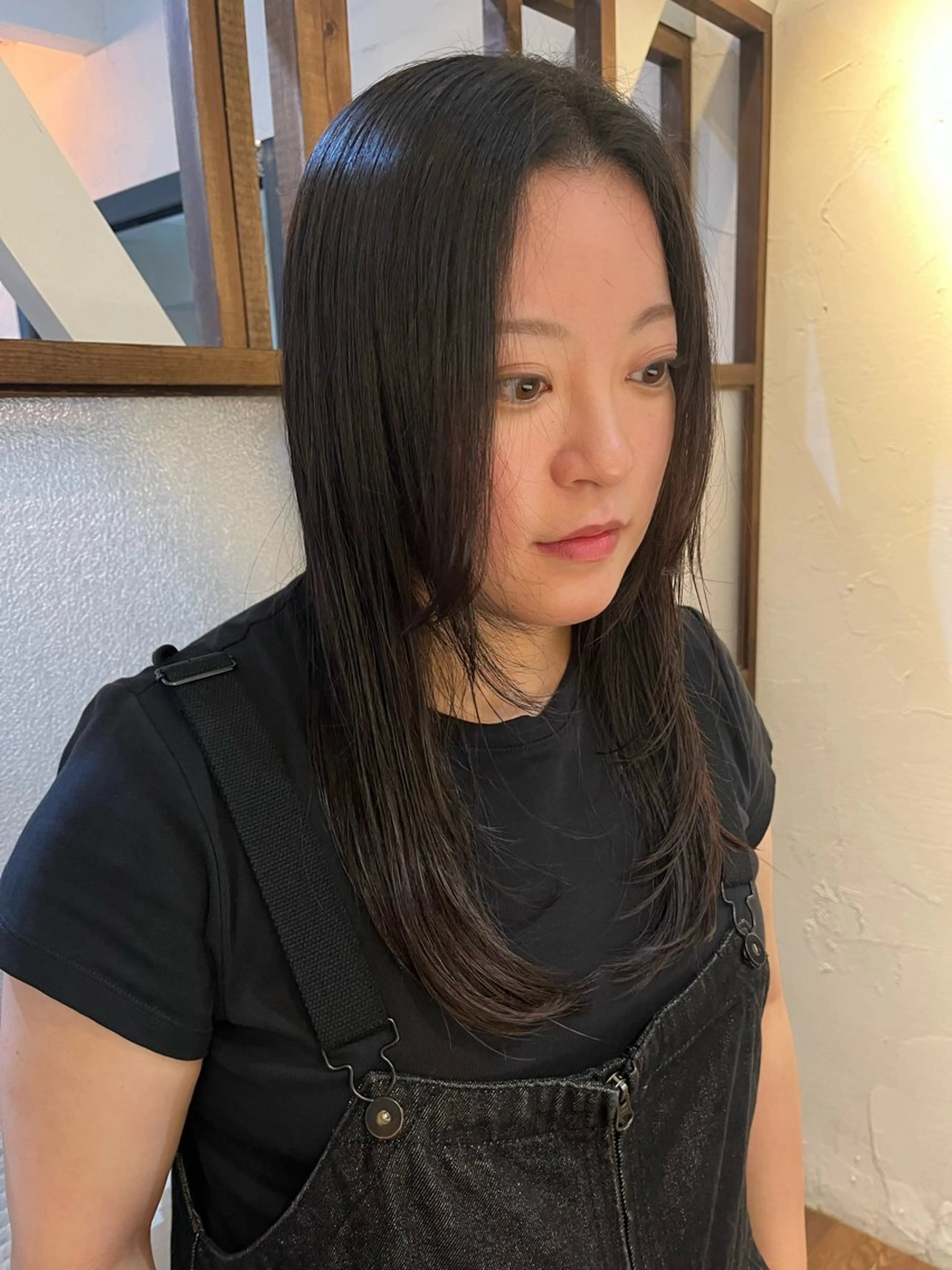 ロング レイヤーカット 南 瑠奈のヘアスタイル
