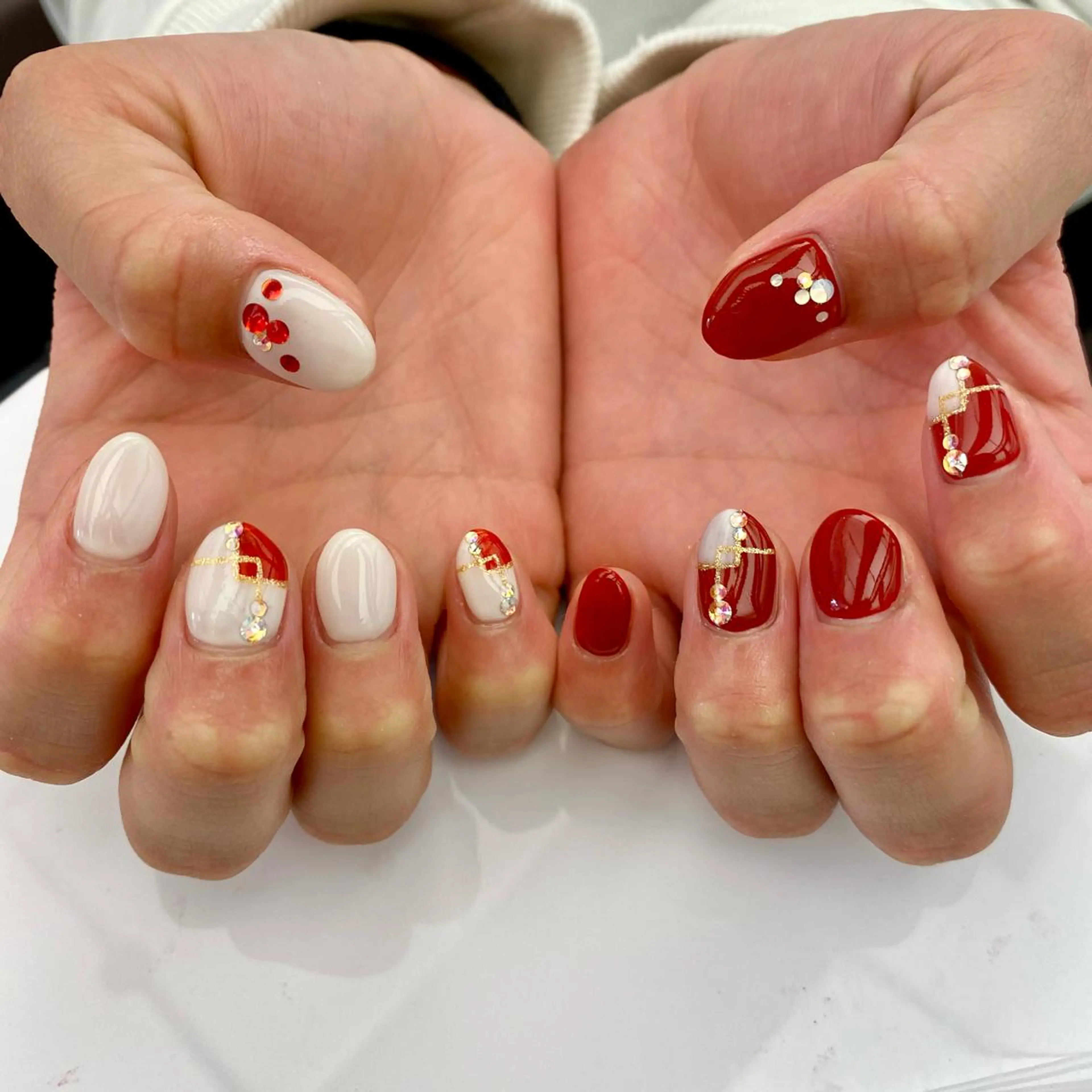 ネイル 安藤 彩乃のネイルデザイン