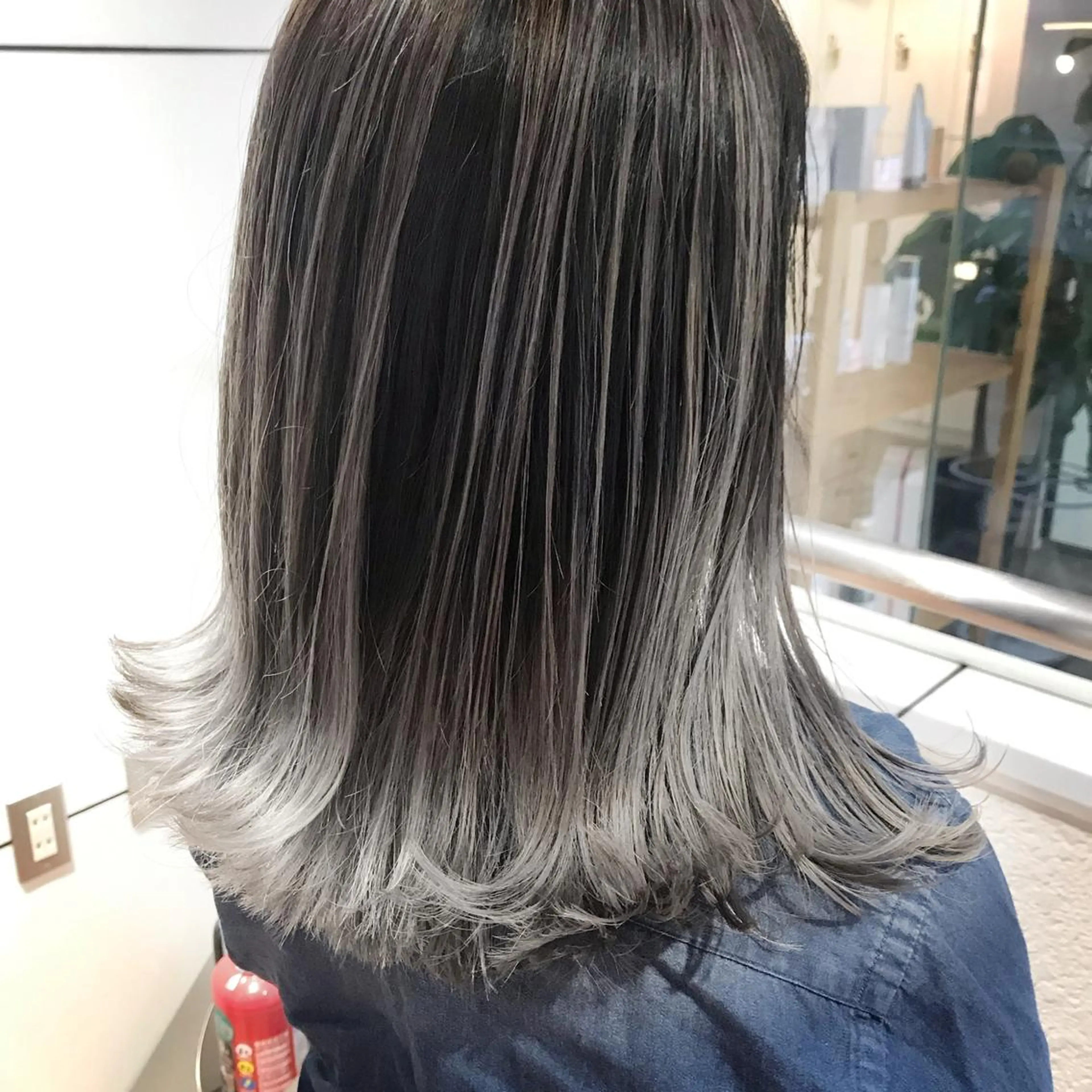 ロング カラー レイヤー/ベージュ カラー/ハシモトのヘアスタイル