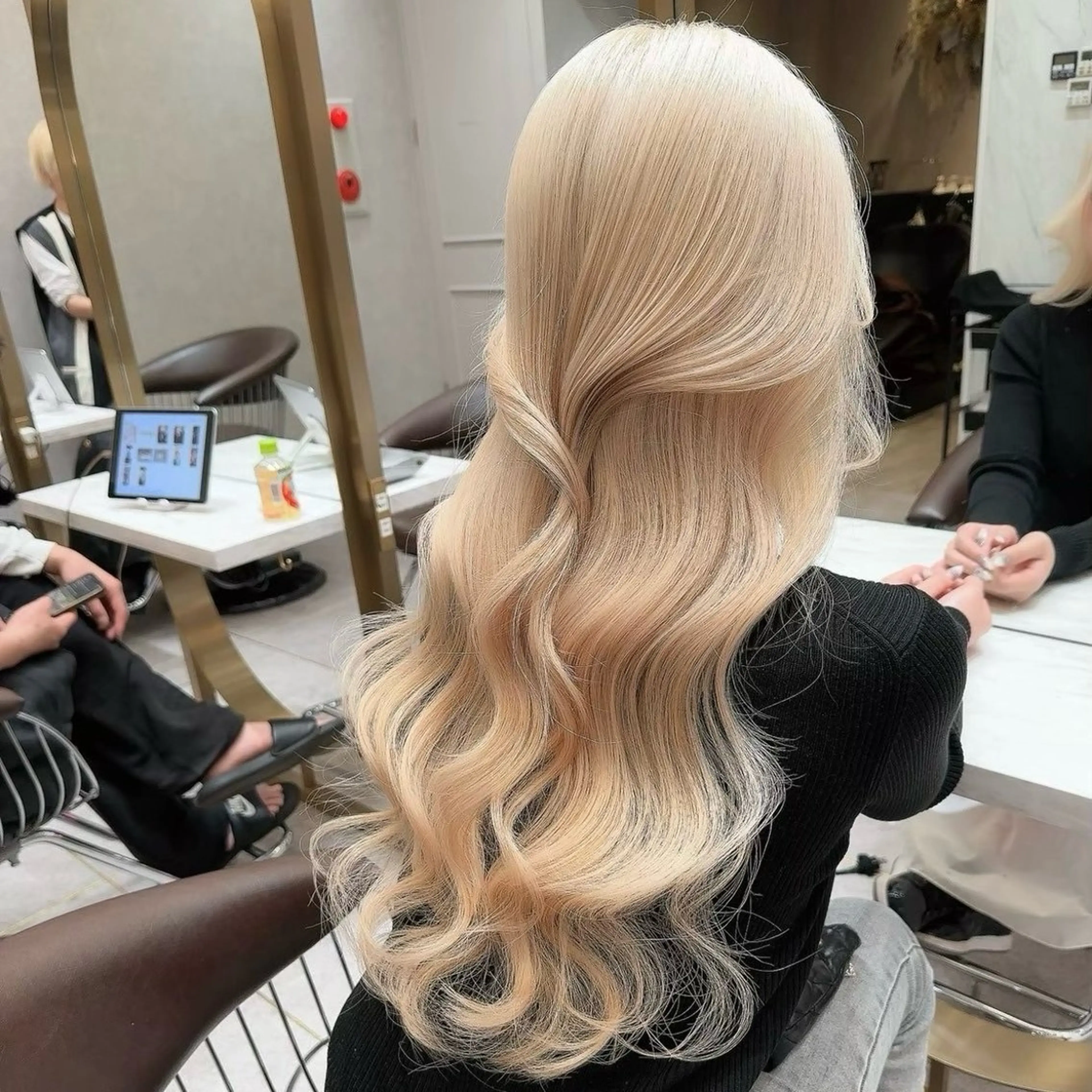 カラー NAO 艶カラー🌙* :ﾟのヘアスタイル