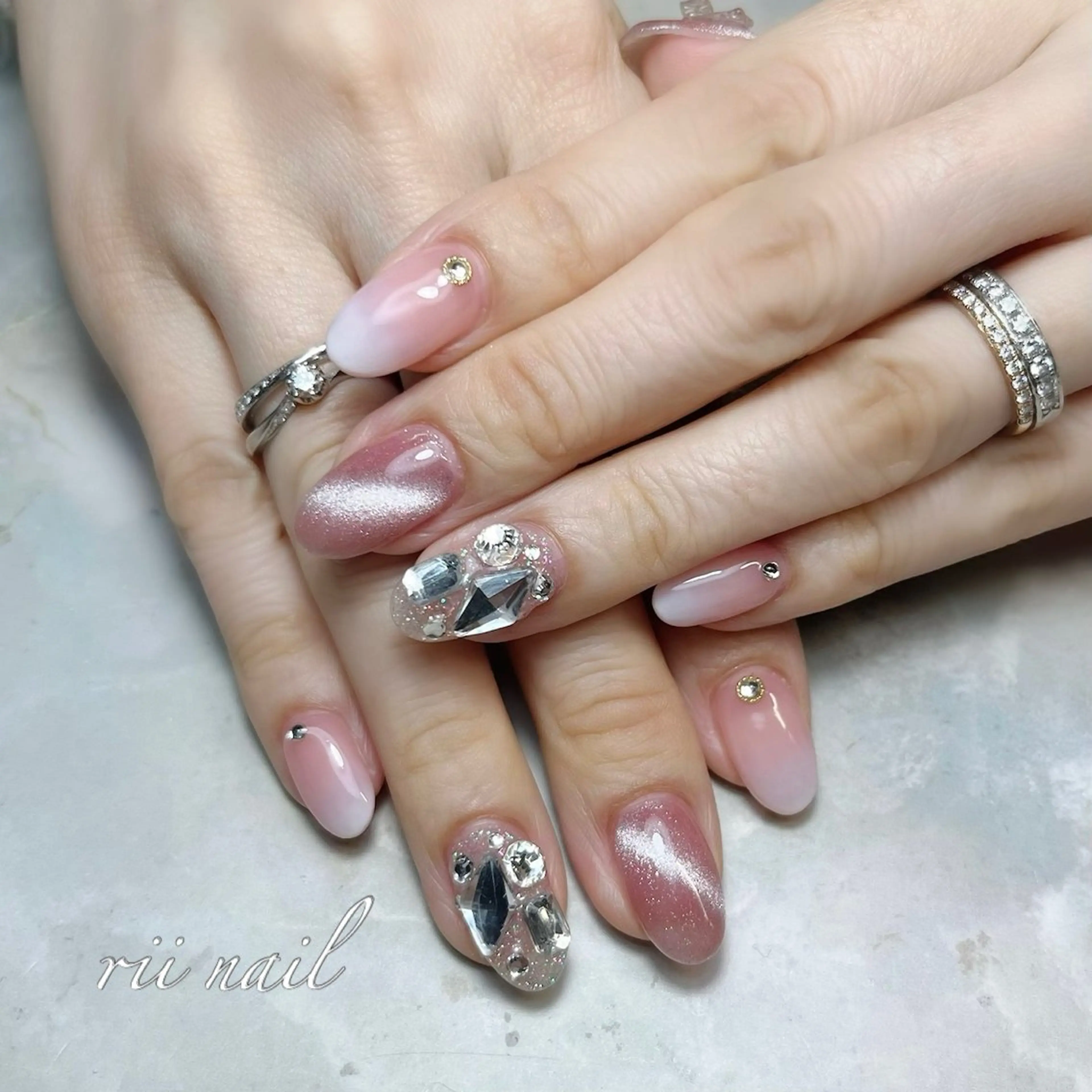 ネイル グラデーション マグネットネイル 持ち込み ハンドネイル rii 　nail所属・rii  nail rikoのネイルデザイン