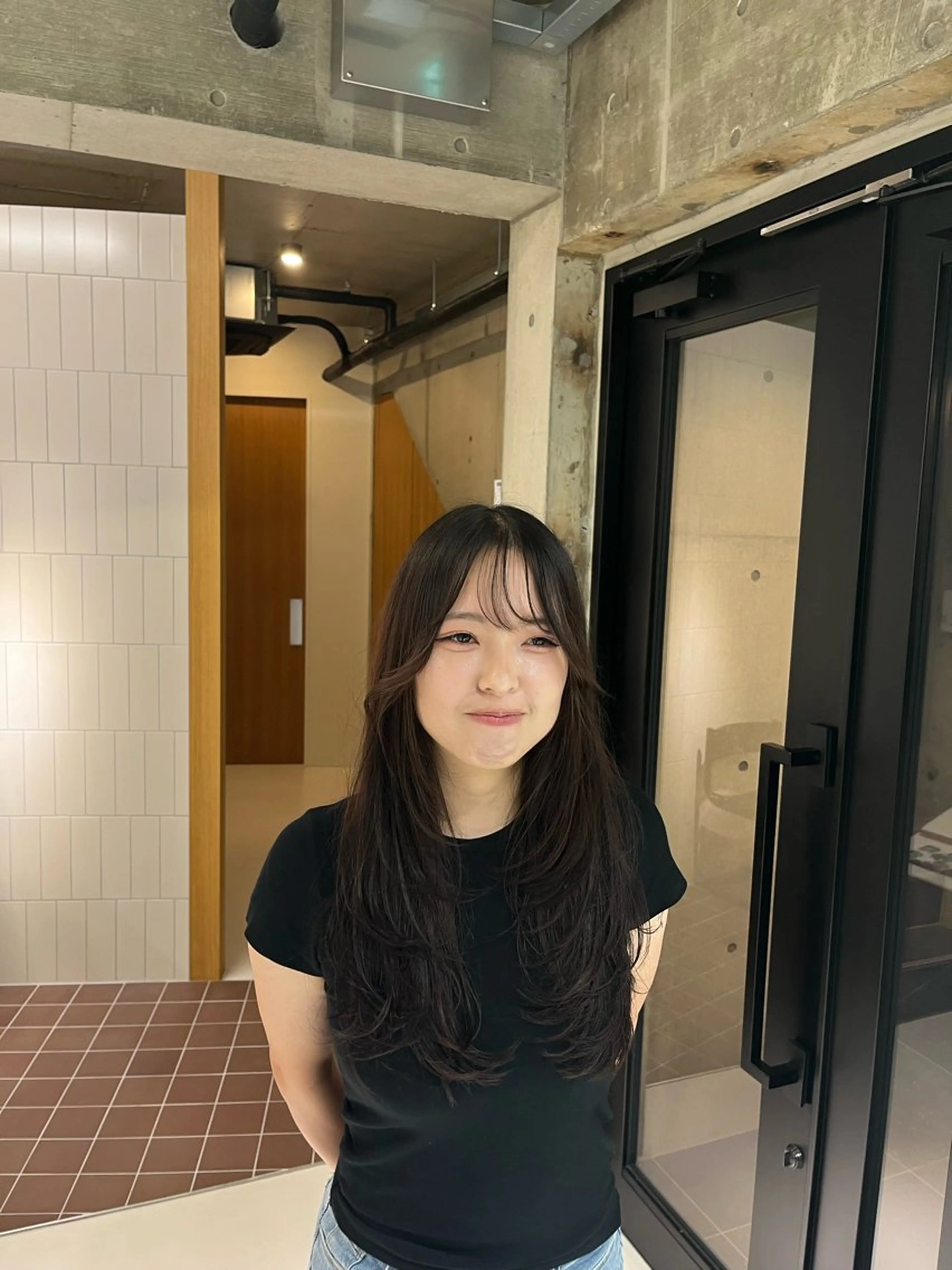 ロング カラー 透明感カラー 韓国風ヘア レイヤーカット ロング カット ヘアカラー トリートメント nagi所属・横田直也／韓国風 レイヤーカット／千種のヘアスタイル