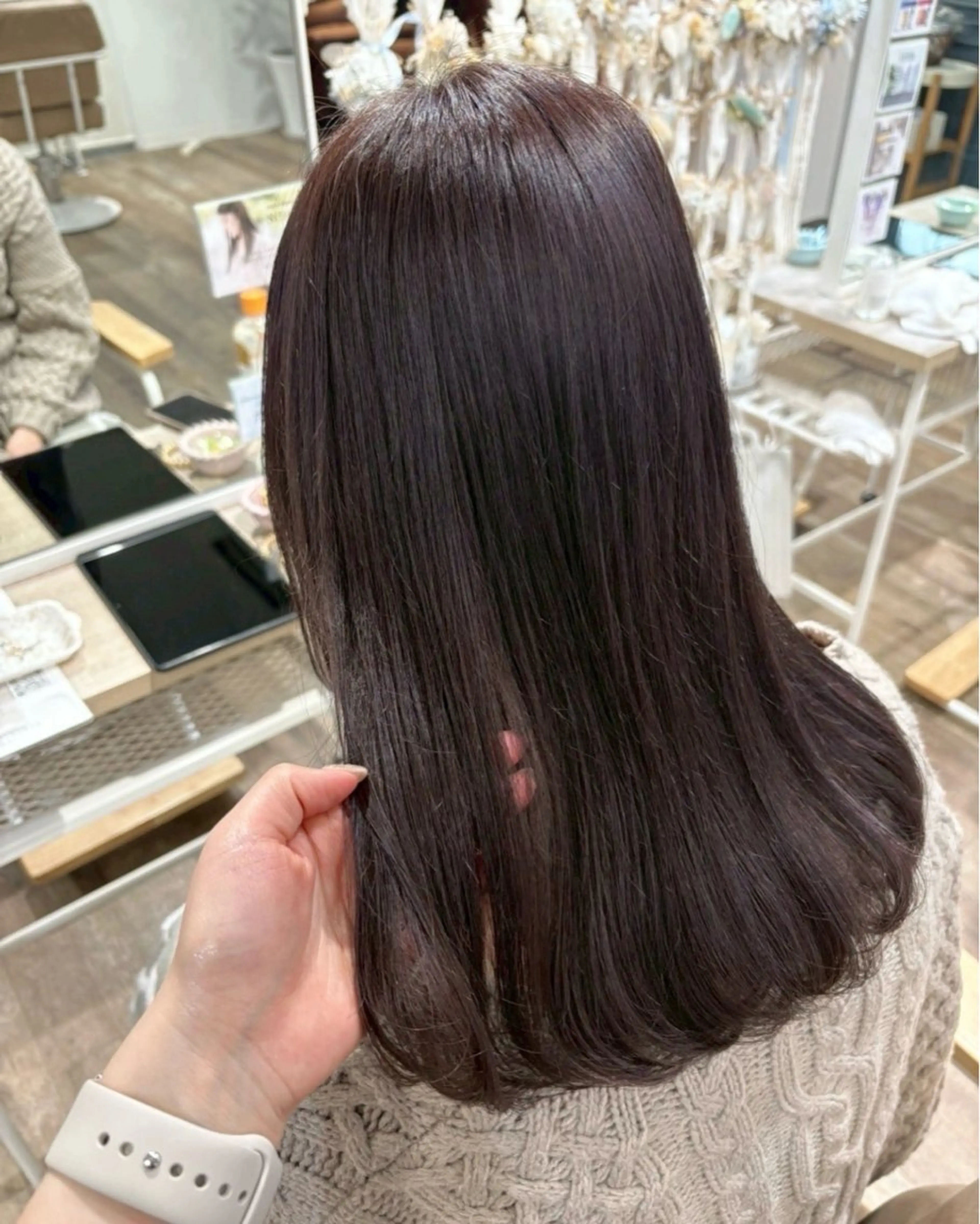 セミロング カラー ブラウンカラー ラベンダーカラー ラベンダーブラウン カット ヘアカラー トリートメント ブラウンカラー tomokaのヘアスタイル