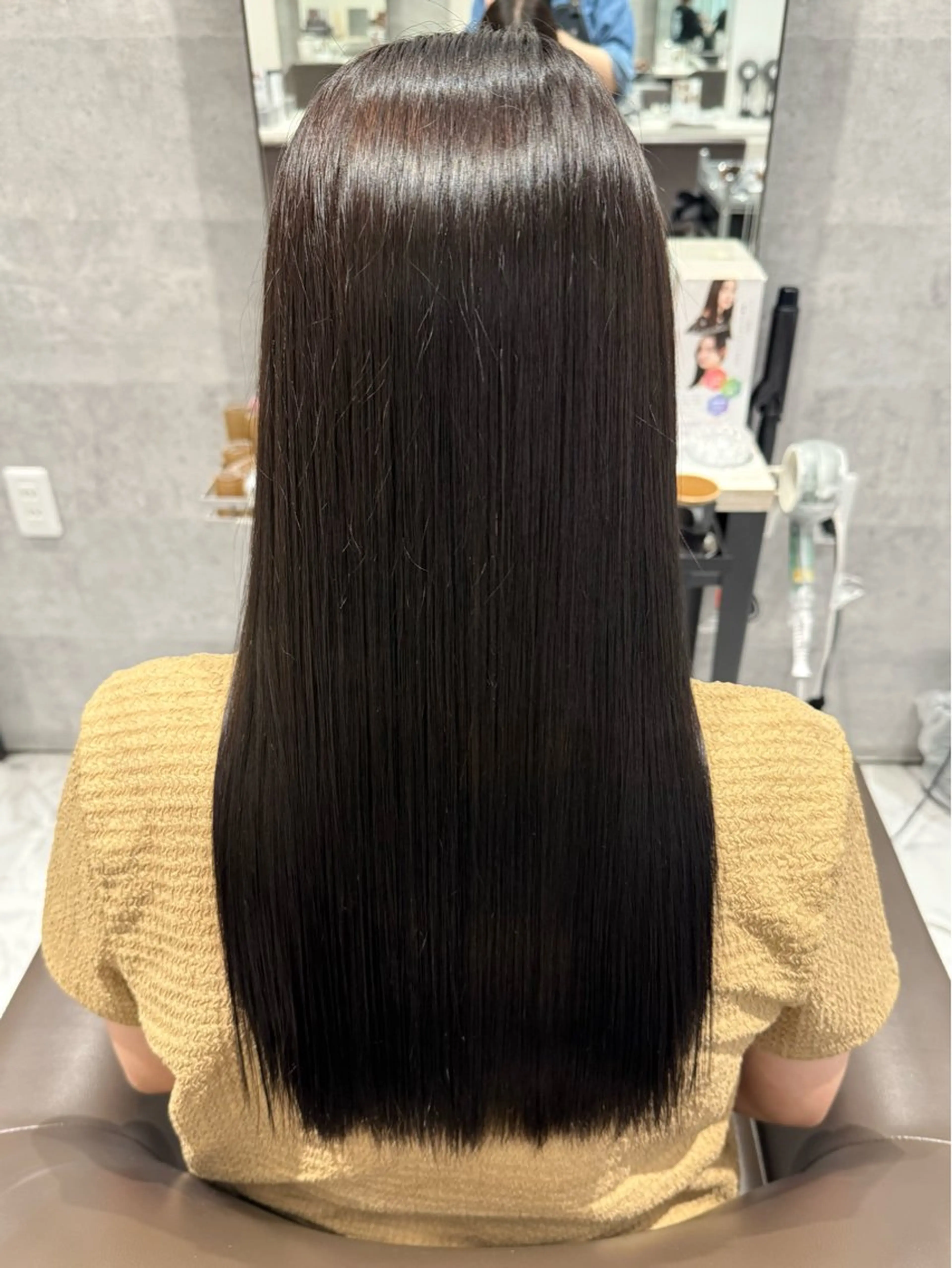 カラー ヘアカラー 久野 結生のヘアスタイル