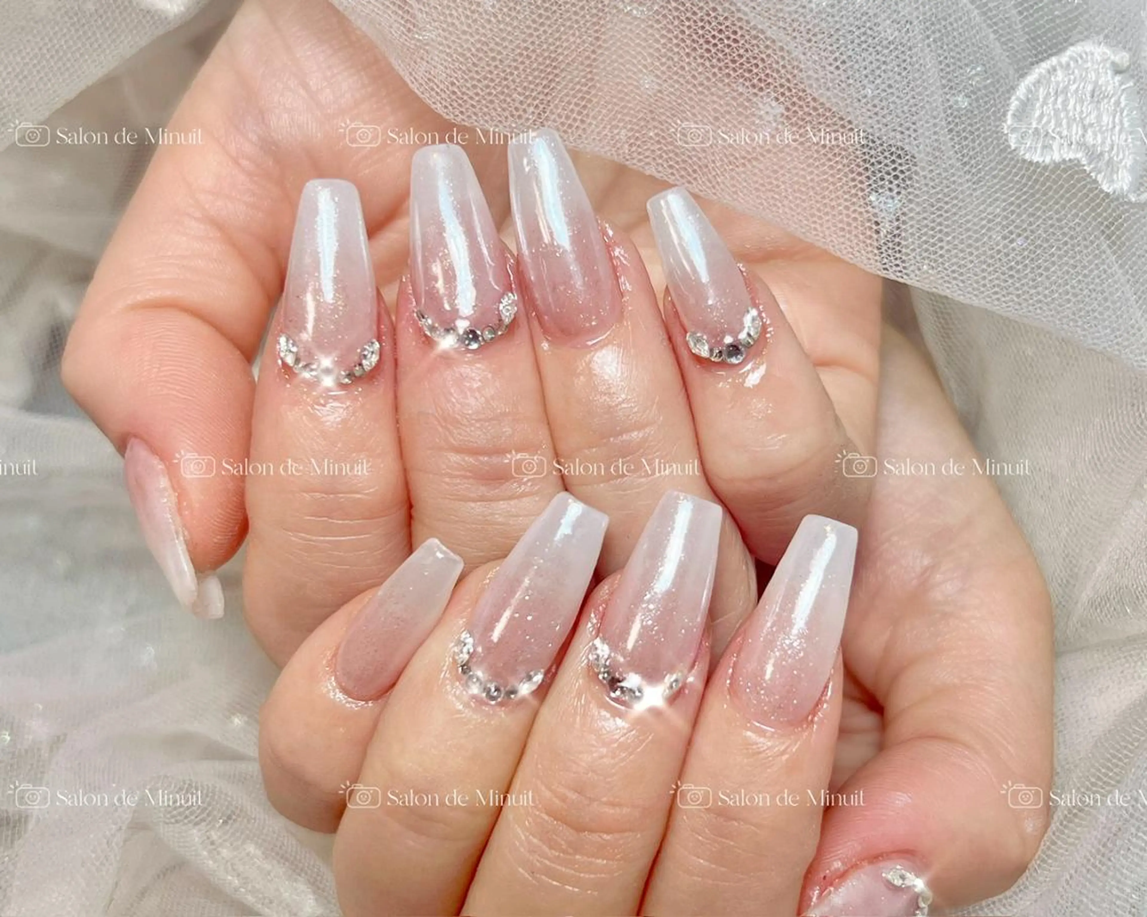 ネイル Salon de Minuit🦩のネイルデザイン